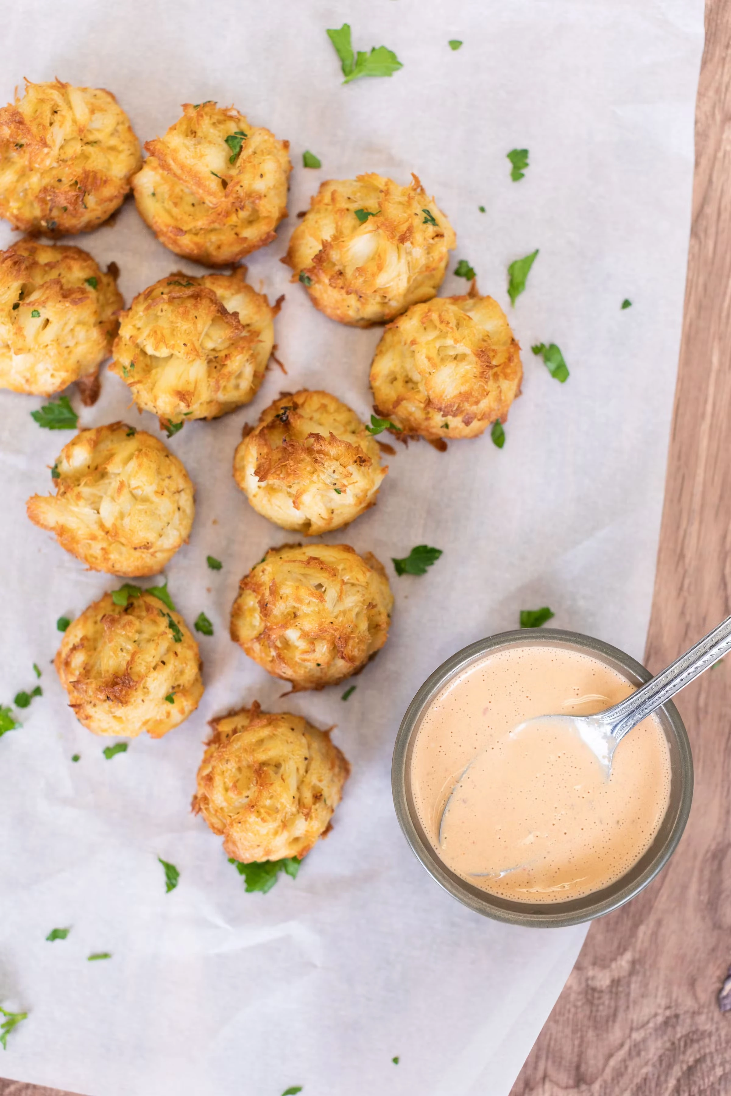 1752-downeast-mini-crabcakes-1.webp