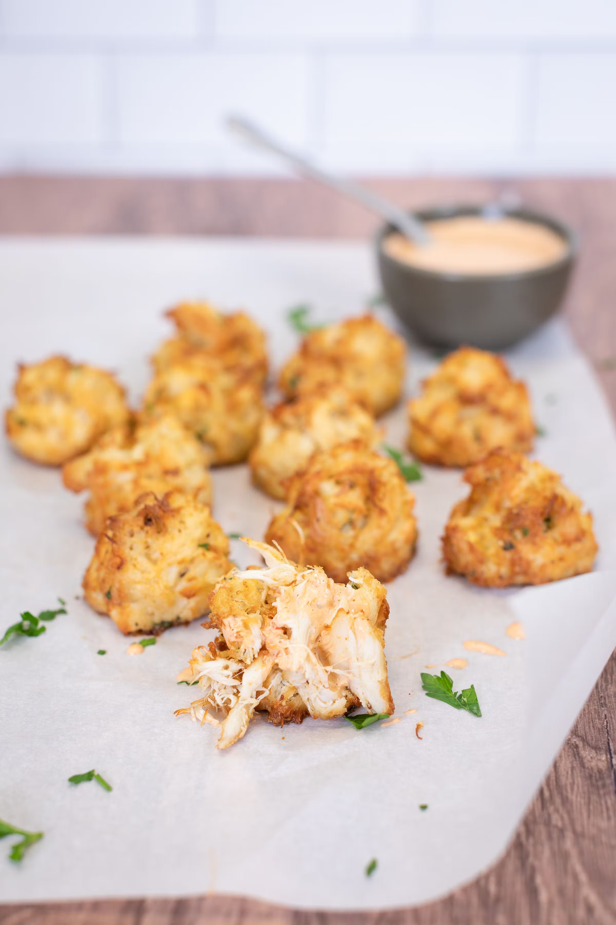 1752-downeast-mini-crabcakes-1.webp