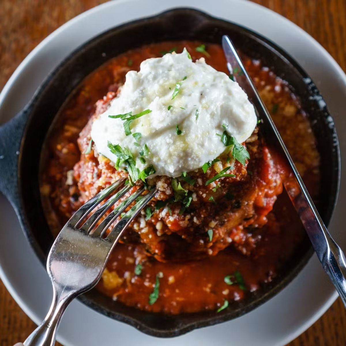 17531-giant-wagyu-meatball-and-garlic-bread-for-4-6-1.jpg