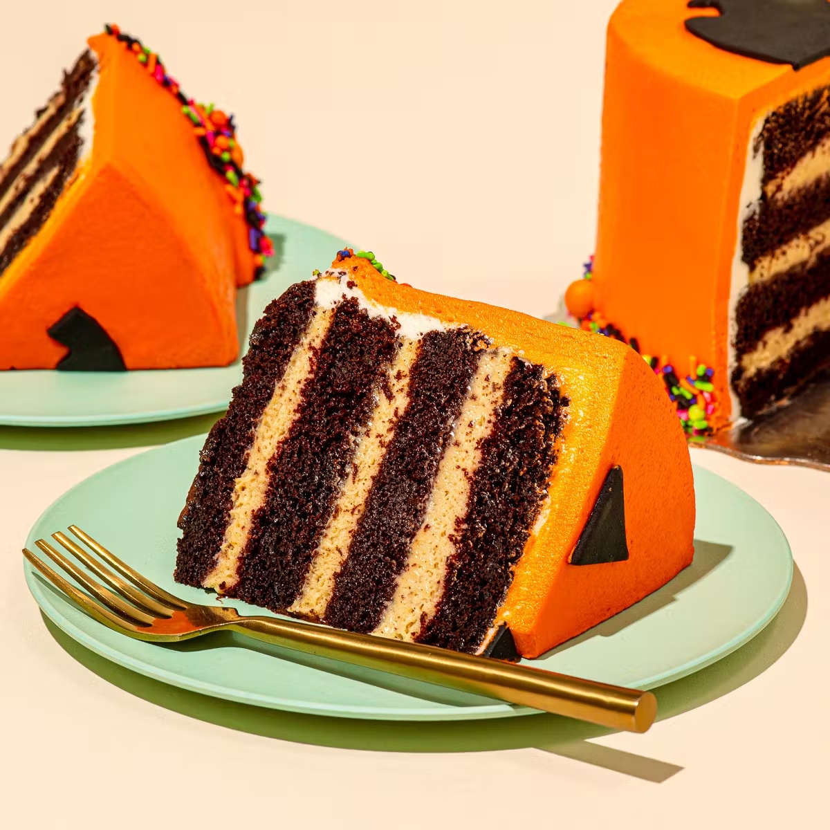 17594-peanut-butter-jack-o-lantern-cake-1.jpg