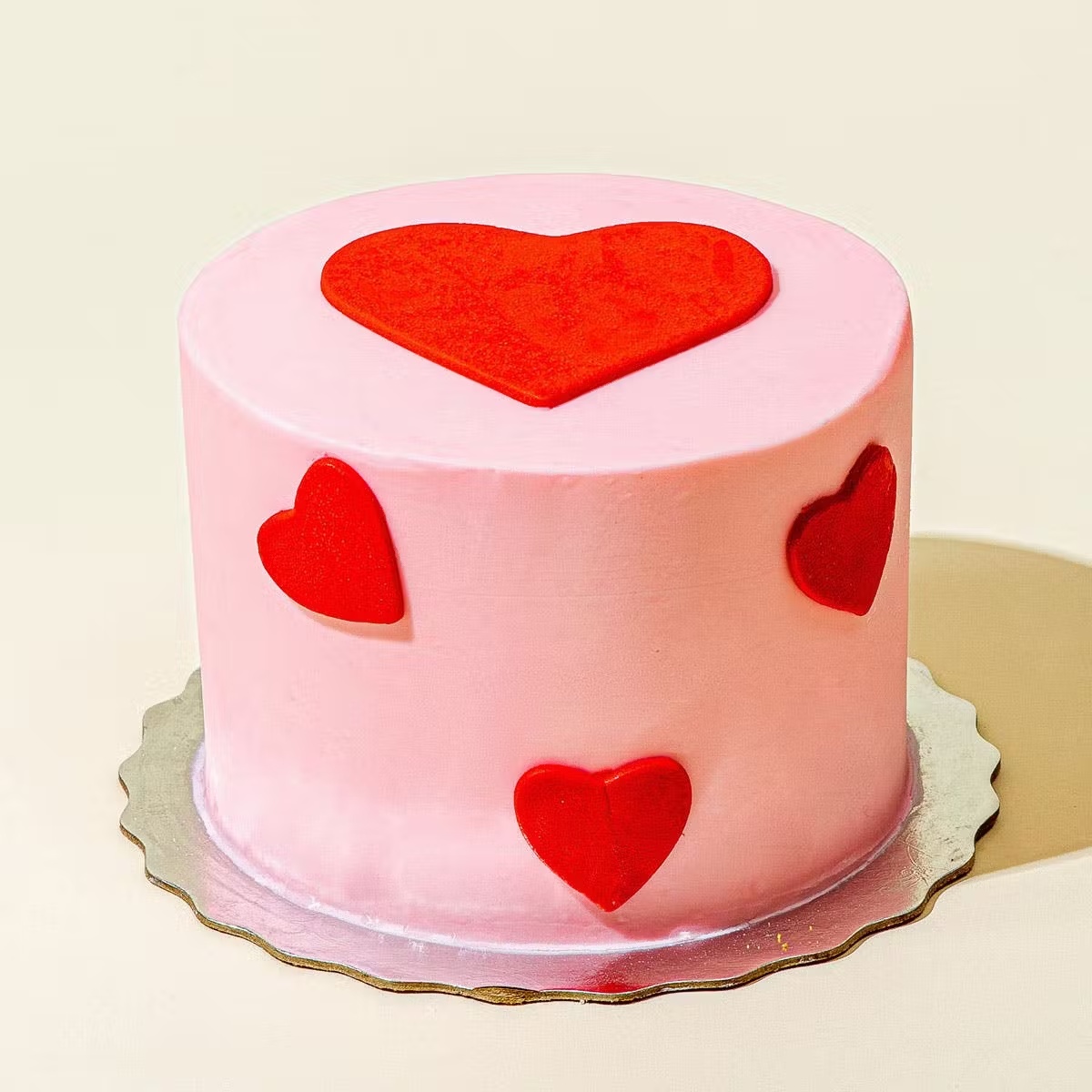 17597-red-velvet-heart-cake-1.jpg