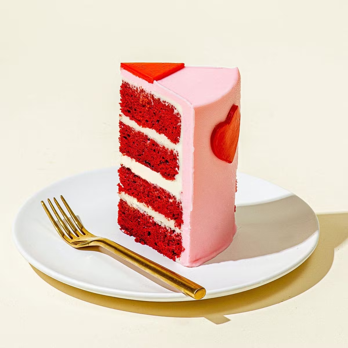 17597-red-velvet-heart-cake-1.jpg