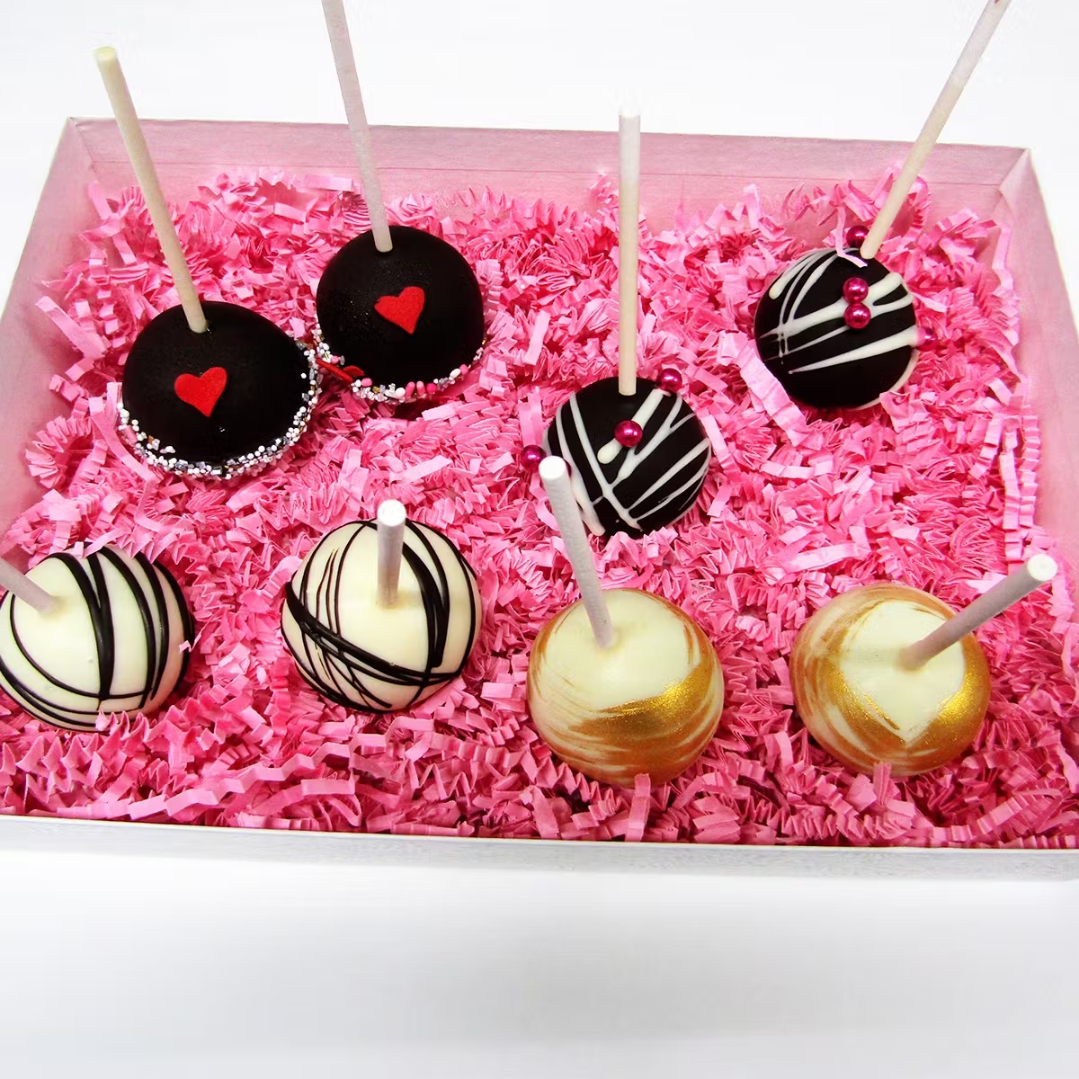Valentine's Cake Pops - 8 Pack