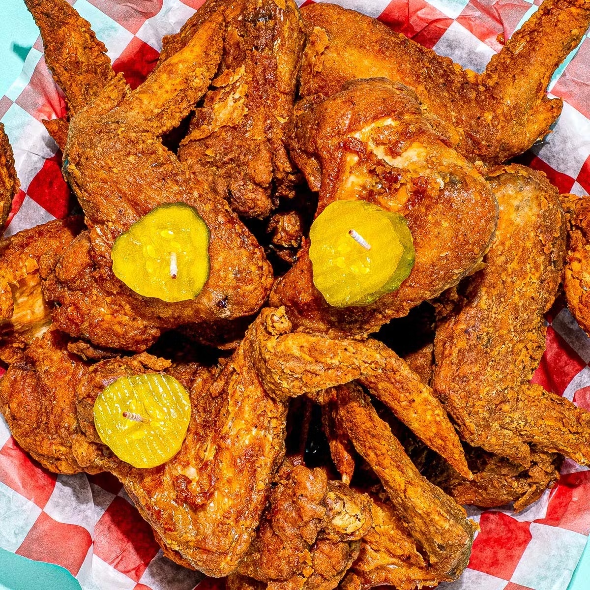 17761-jumbo-hot-chicken-wings-12-pack-1.jpg
