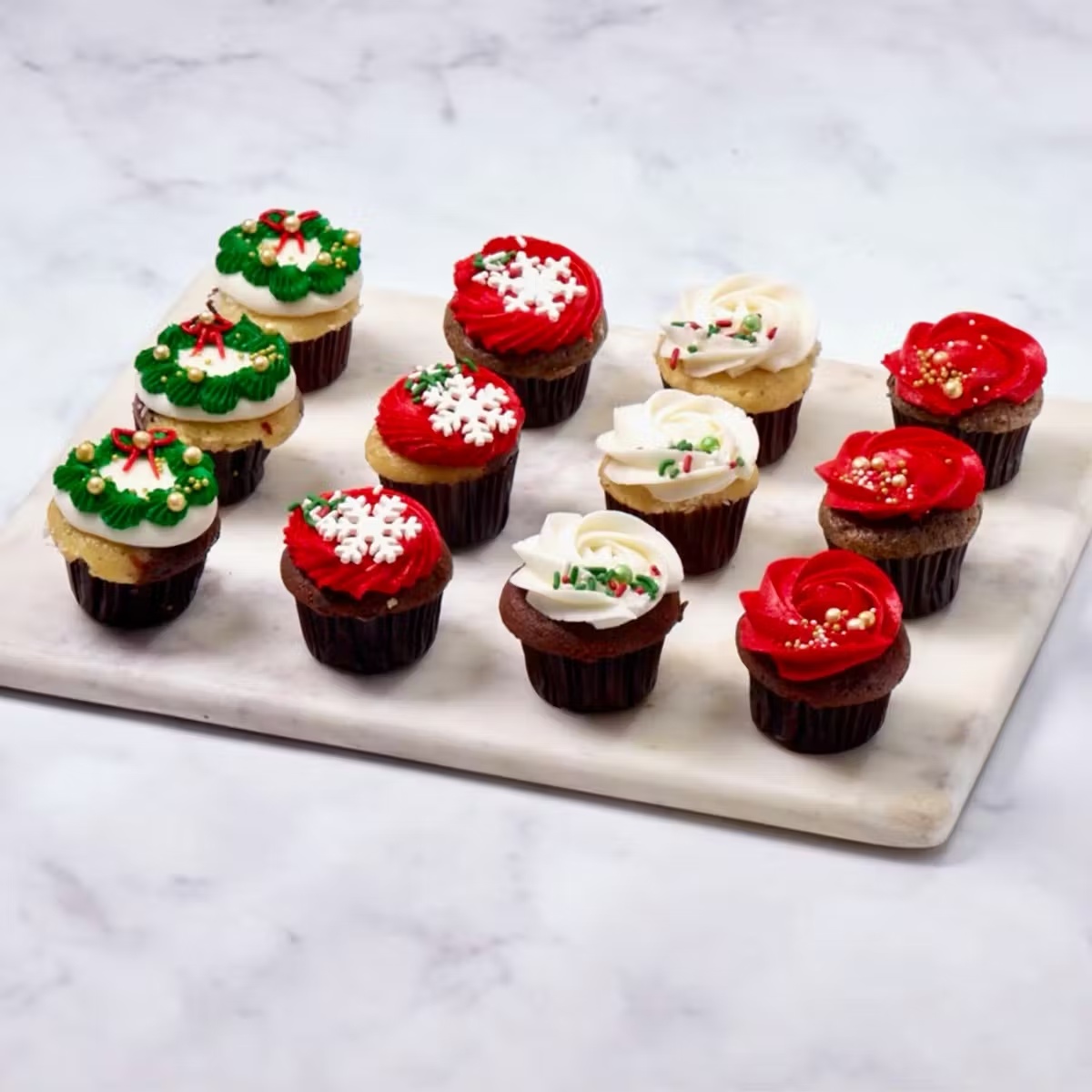 17858-christmas-mini-cupcakes-1-dozen-1.jpg