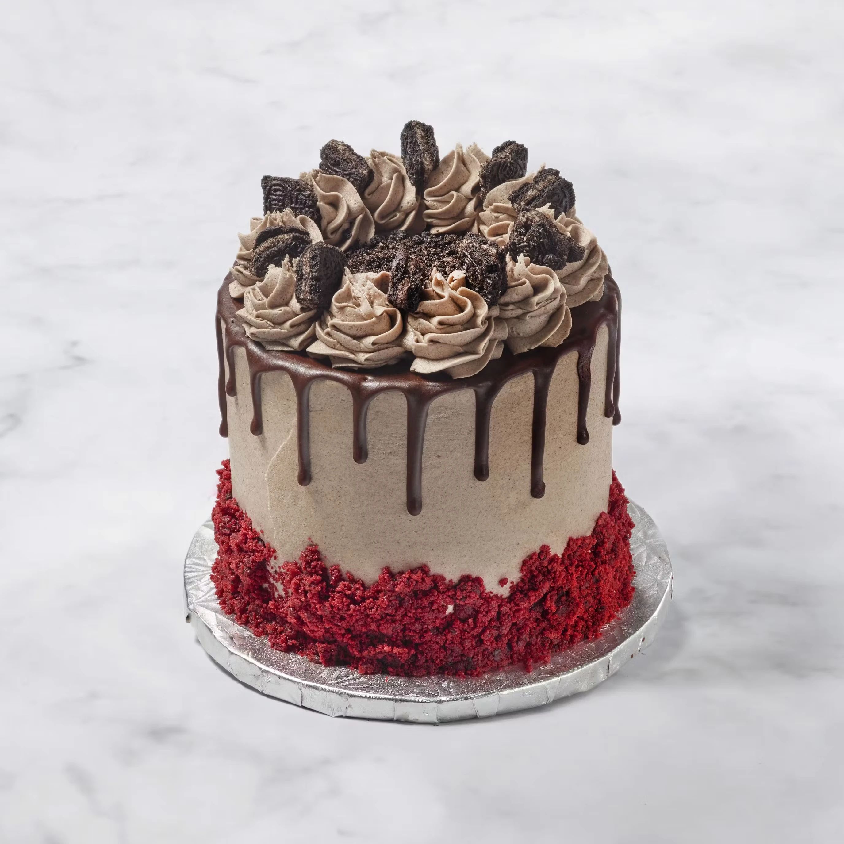Red Velvet Oreo Cake