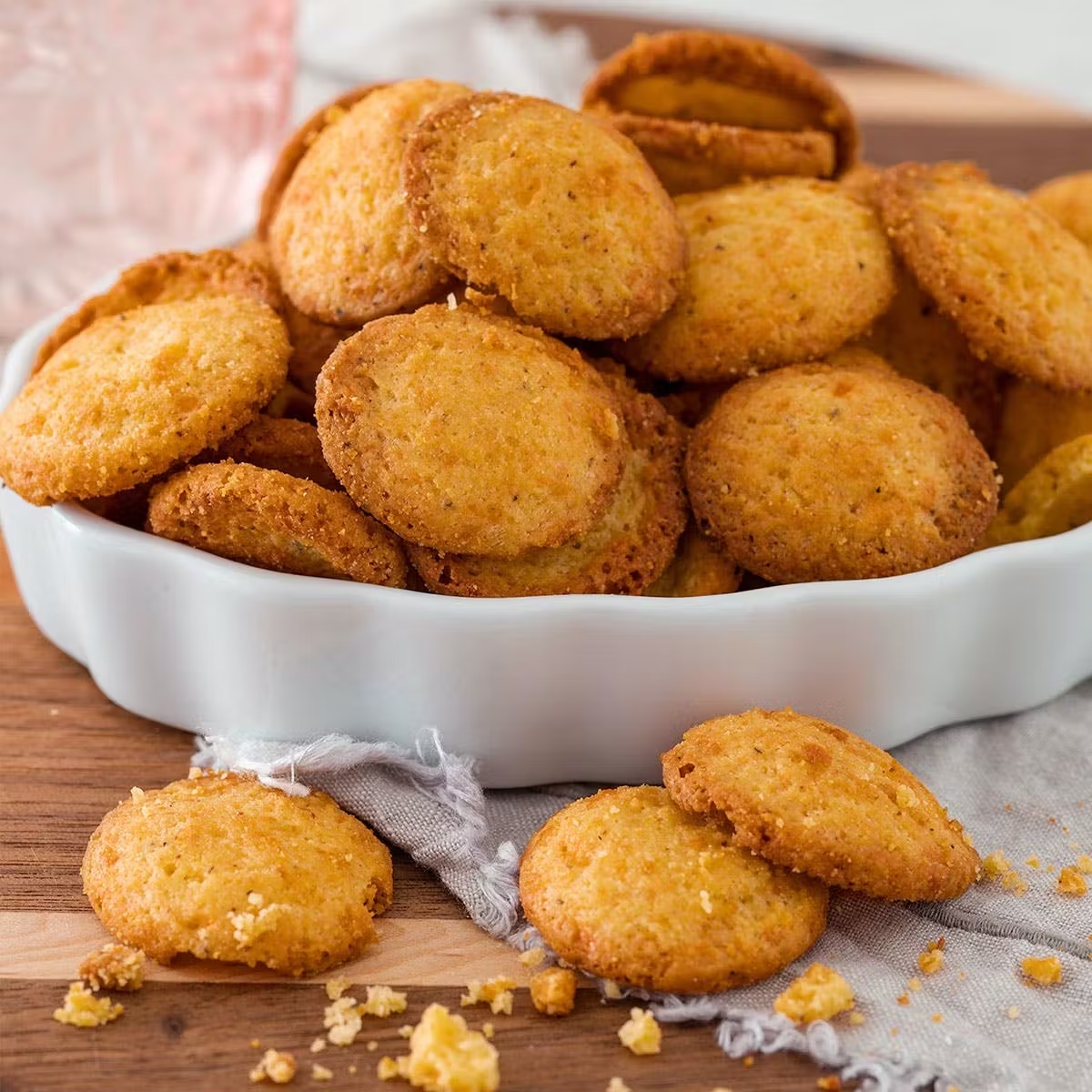 1813-the-snack-board-gift-basket-1.jpg