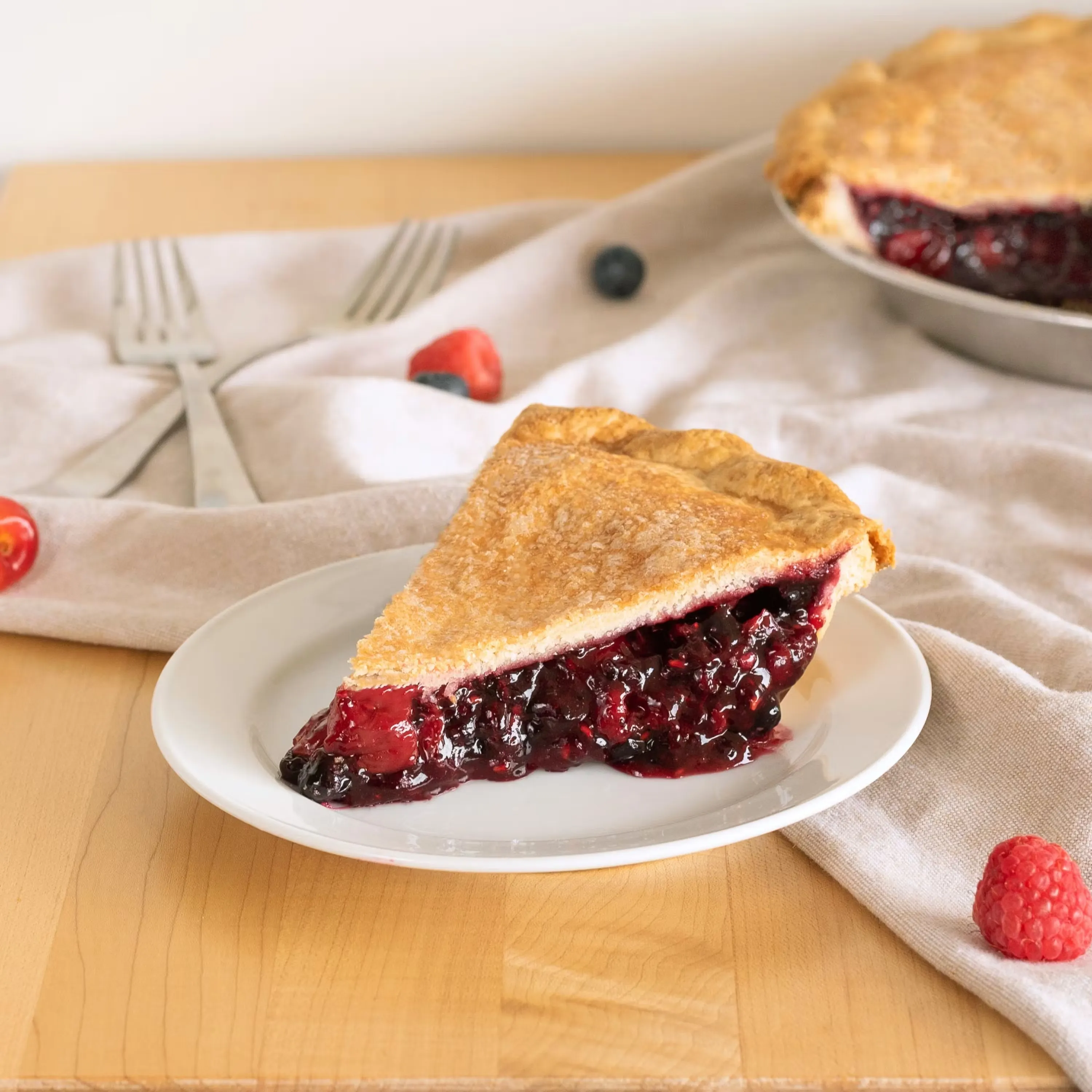 Double Crust Michigan 4-Berry Pieâ¢ (Vegan)
