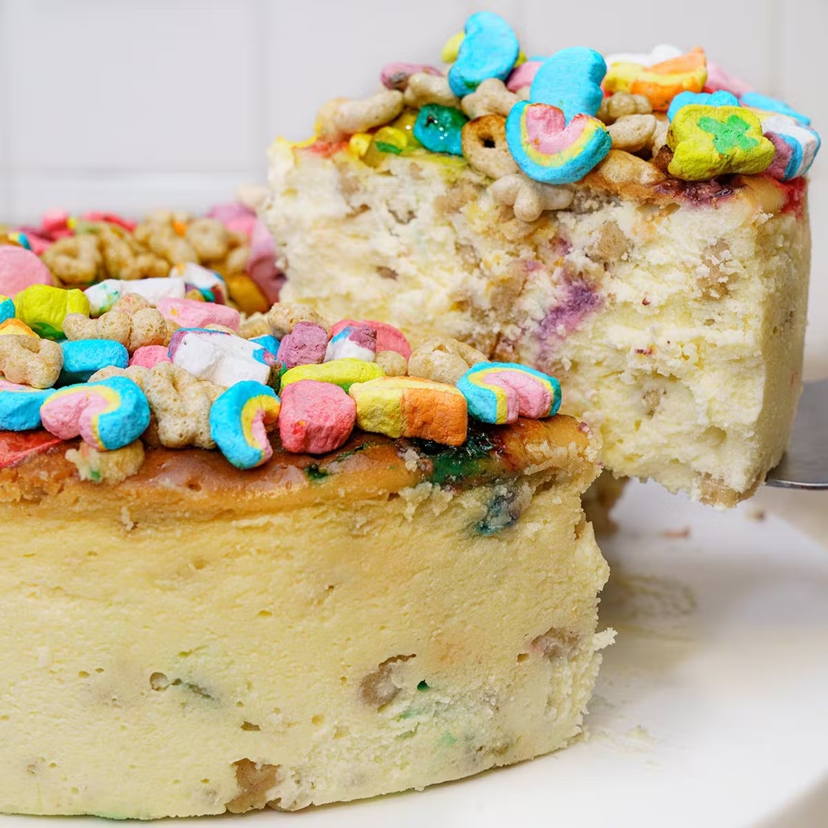 Lucky Charms Cheesecake