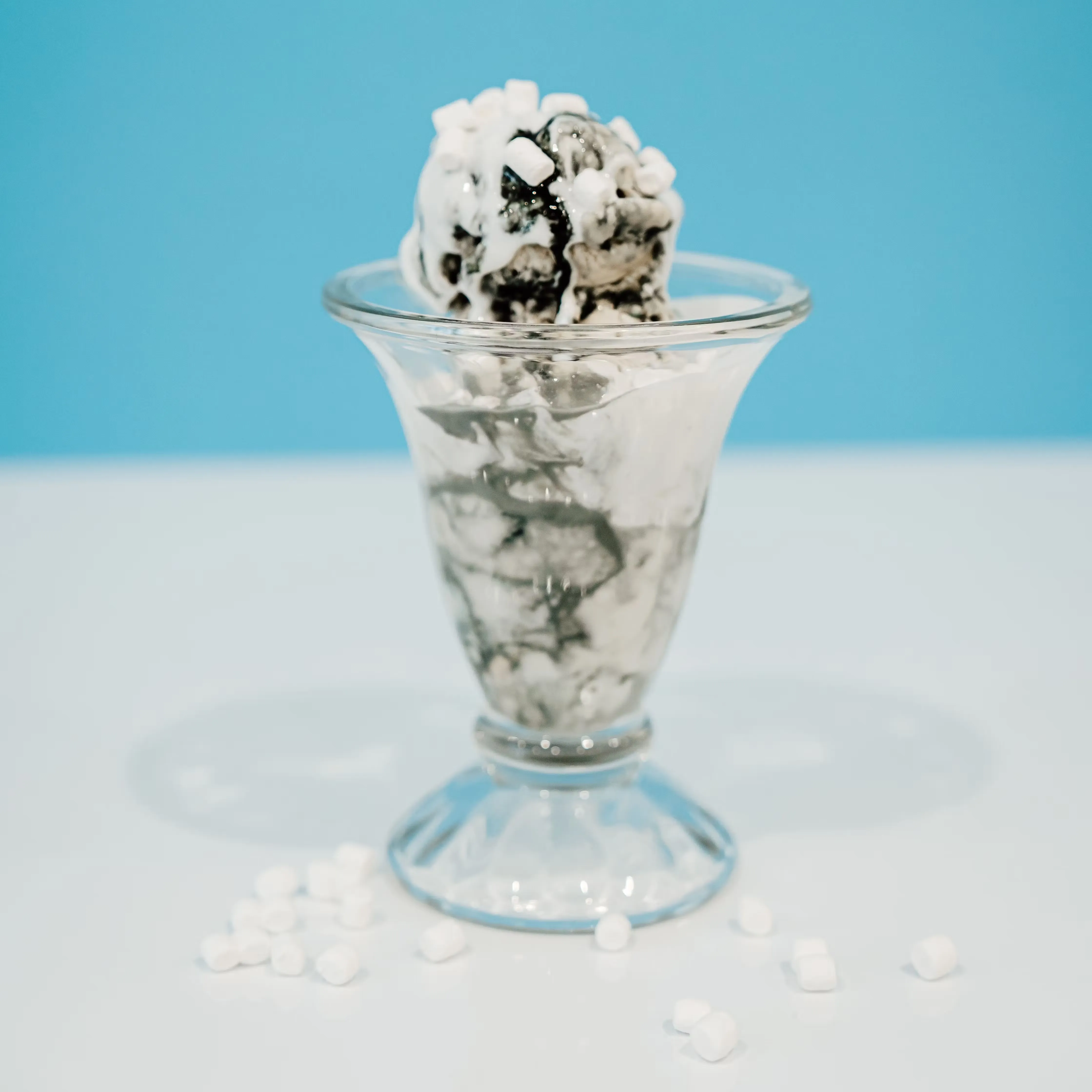 "Gray Duck" Licorice Sundae Kit