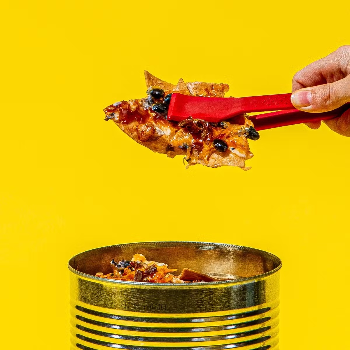 18496-guy-s-bbq-chicken-trash-can-nachos-1.jpg