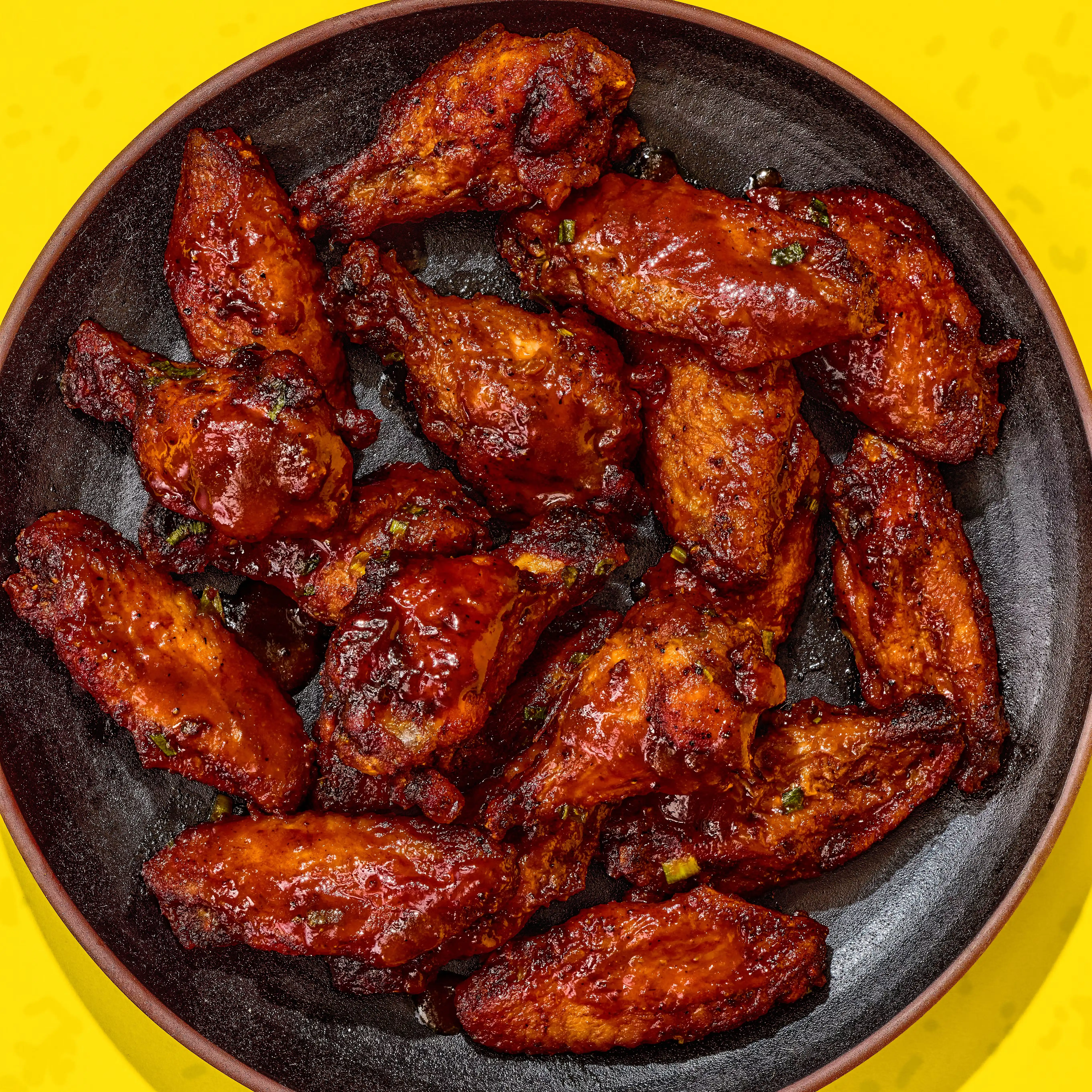 18497-guy-fieri-wings-bbq-sauce-gift-set-1.webp
