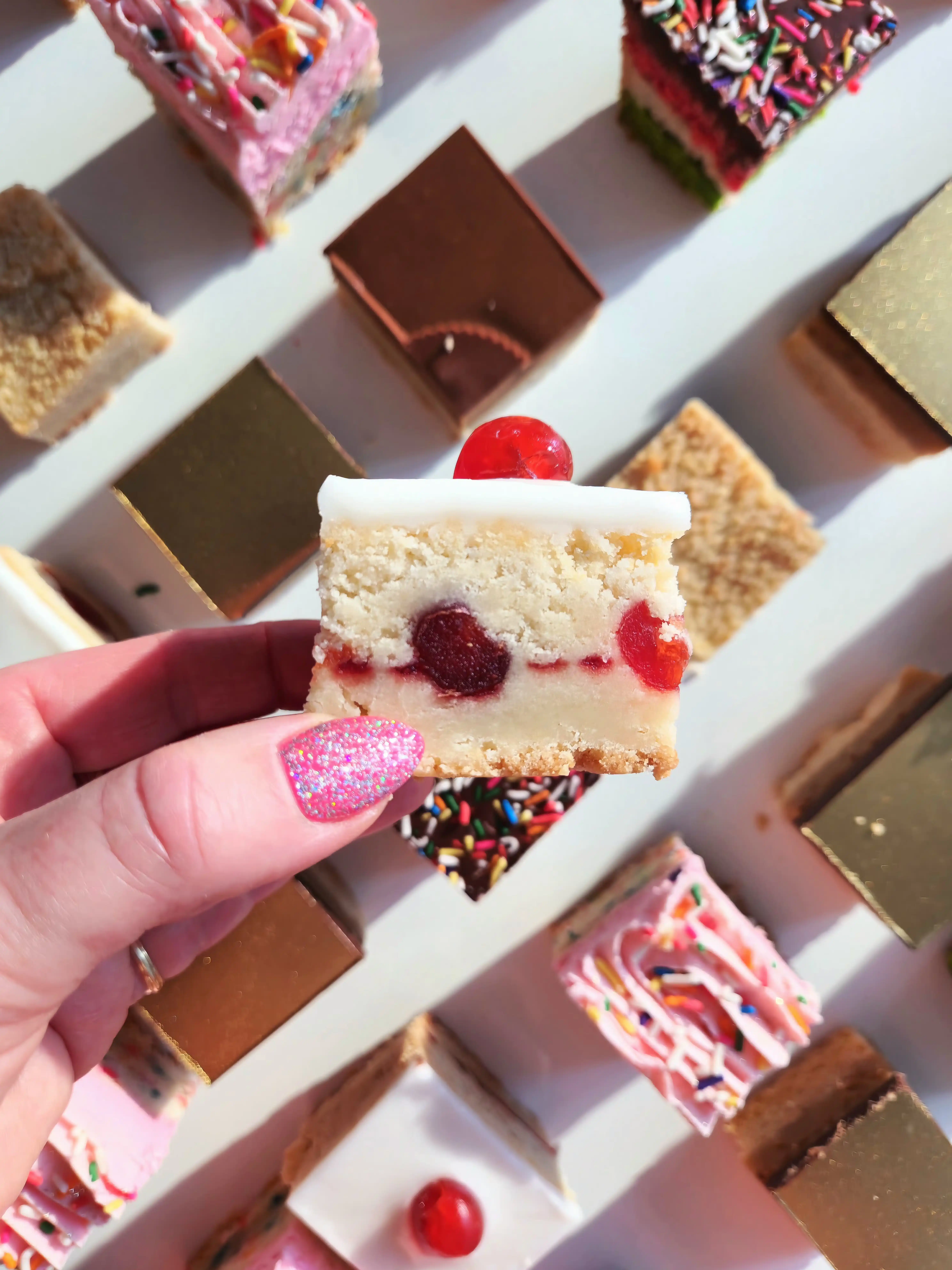 18508-best-seller-shortbread-choose-your-own-1.webp