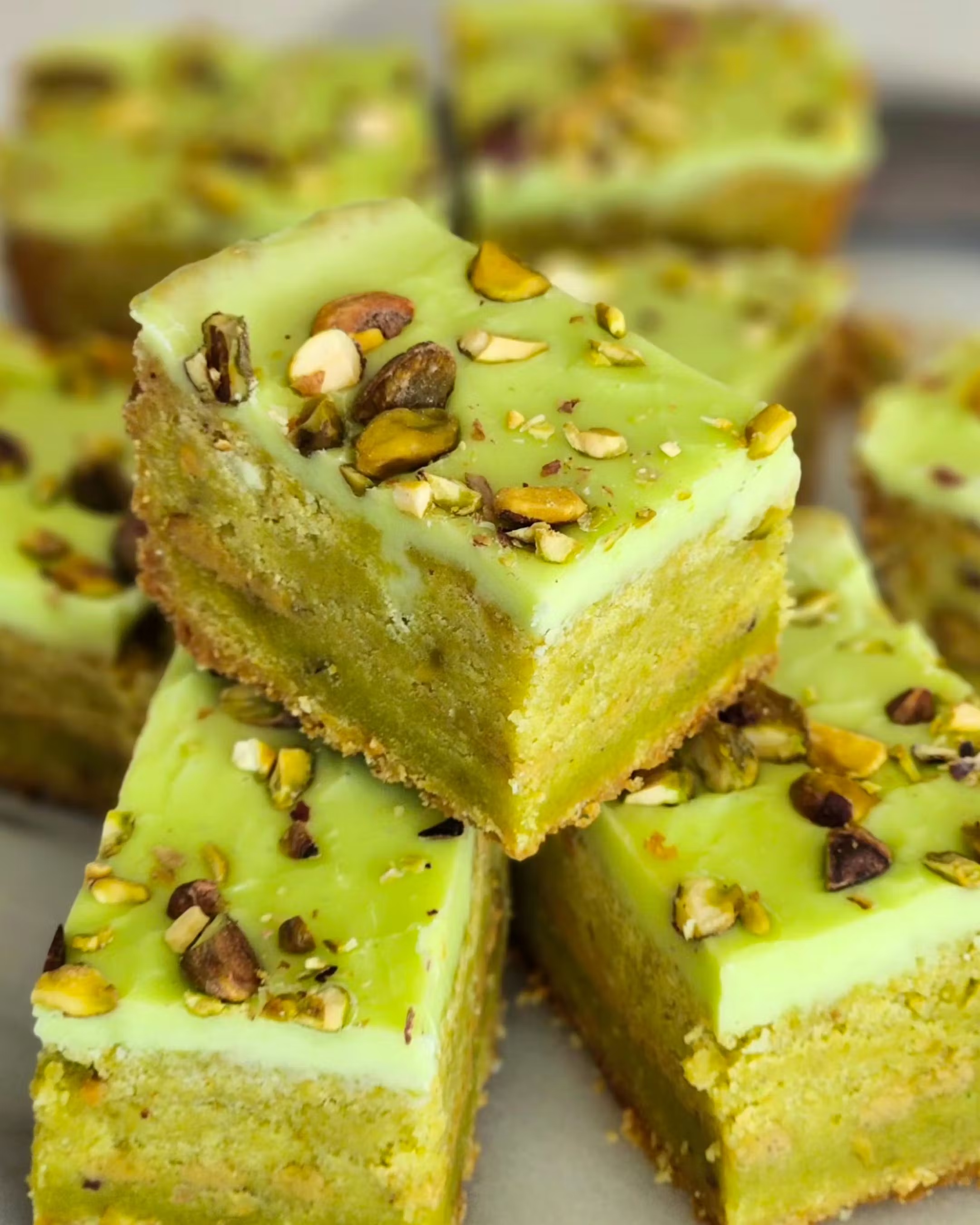 18515-pistachio-bakewell-shortbread-tray-1.jpg