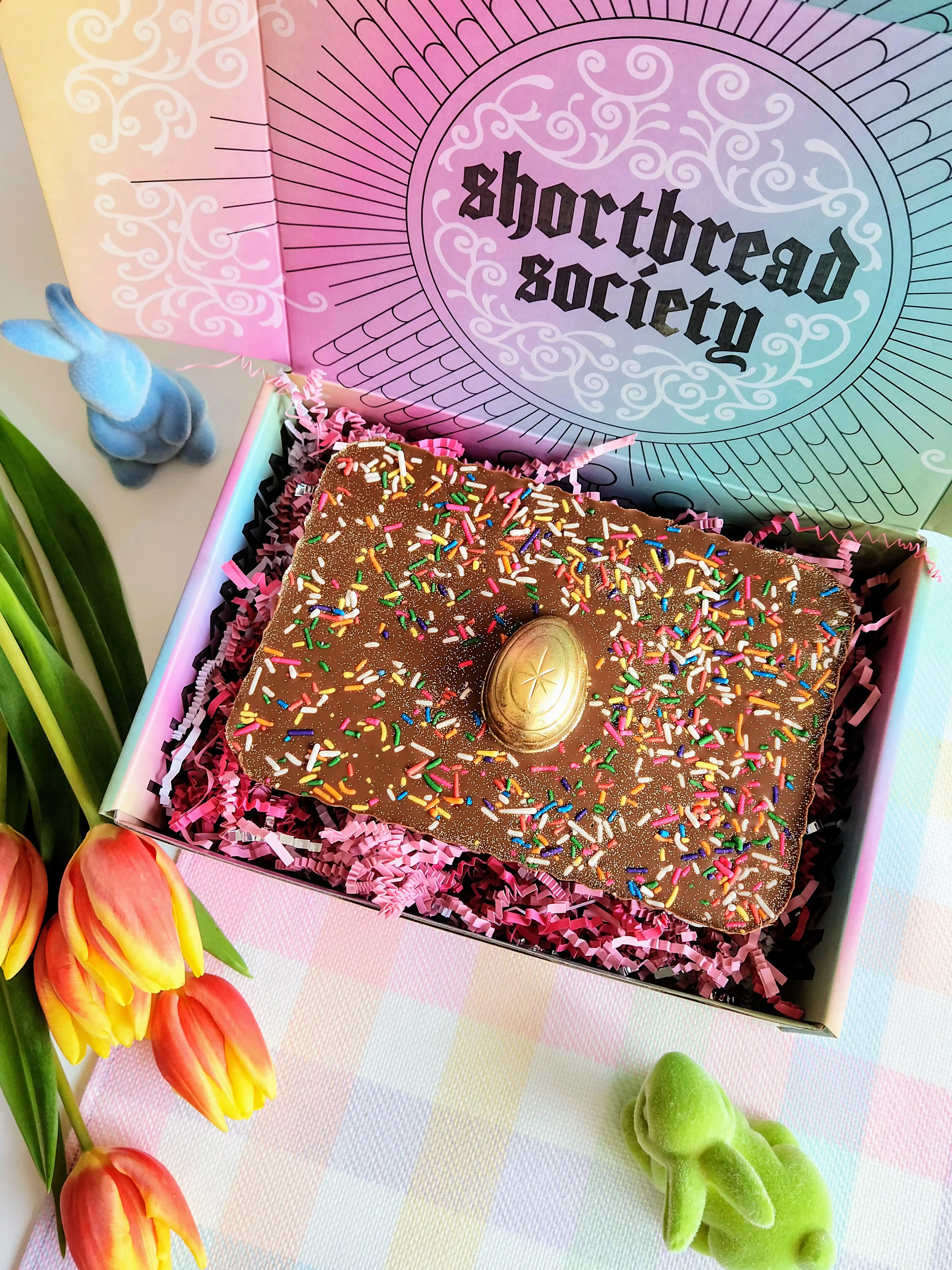 18516-easter-cadbury-cream-egg-shortbread-tray-1.jpg