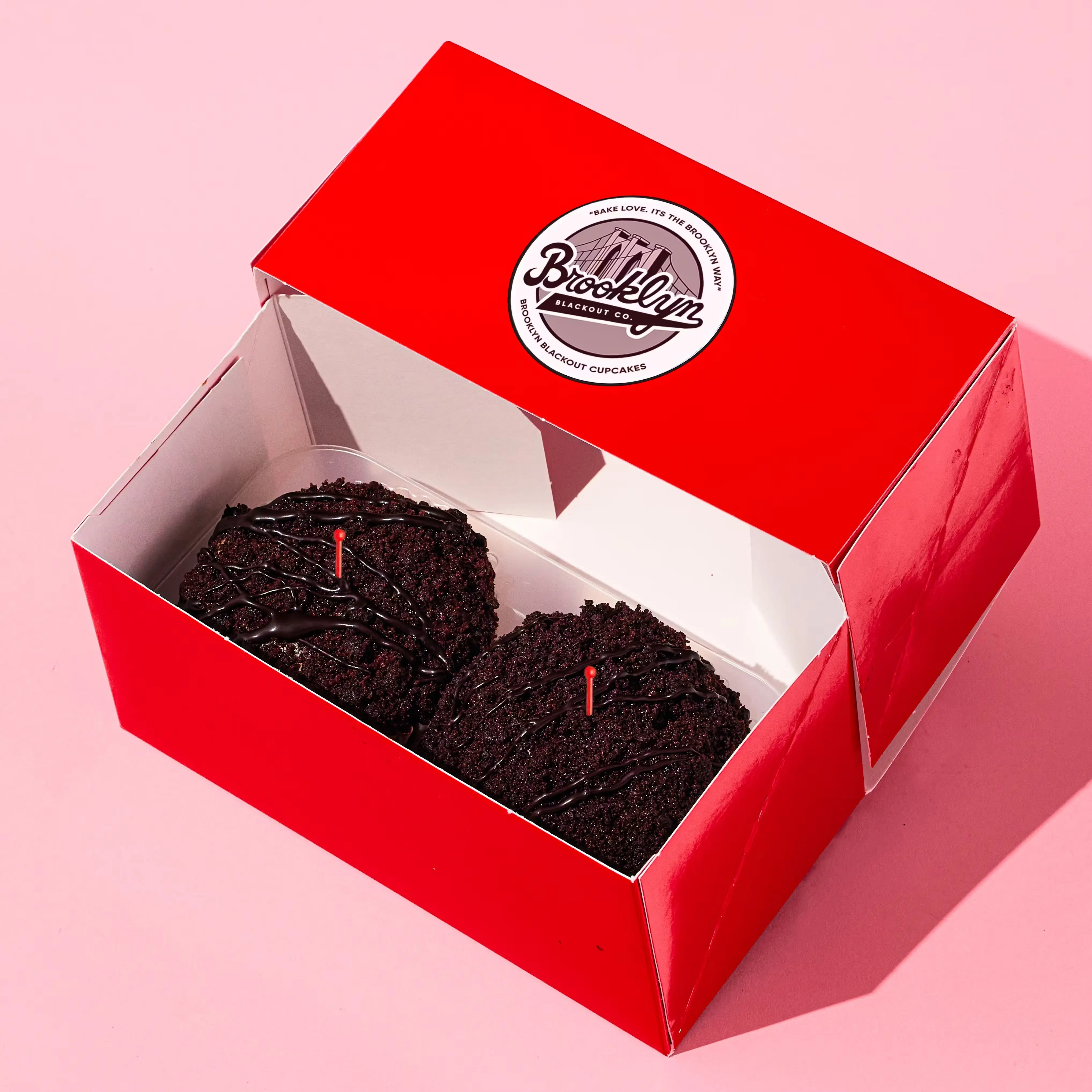 18842-brooklyn-blackout-cupcakes-1.webp