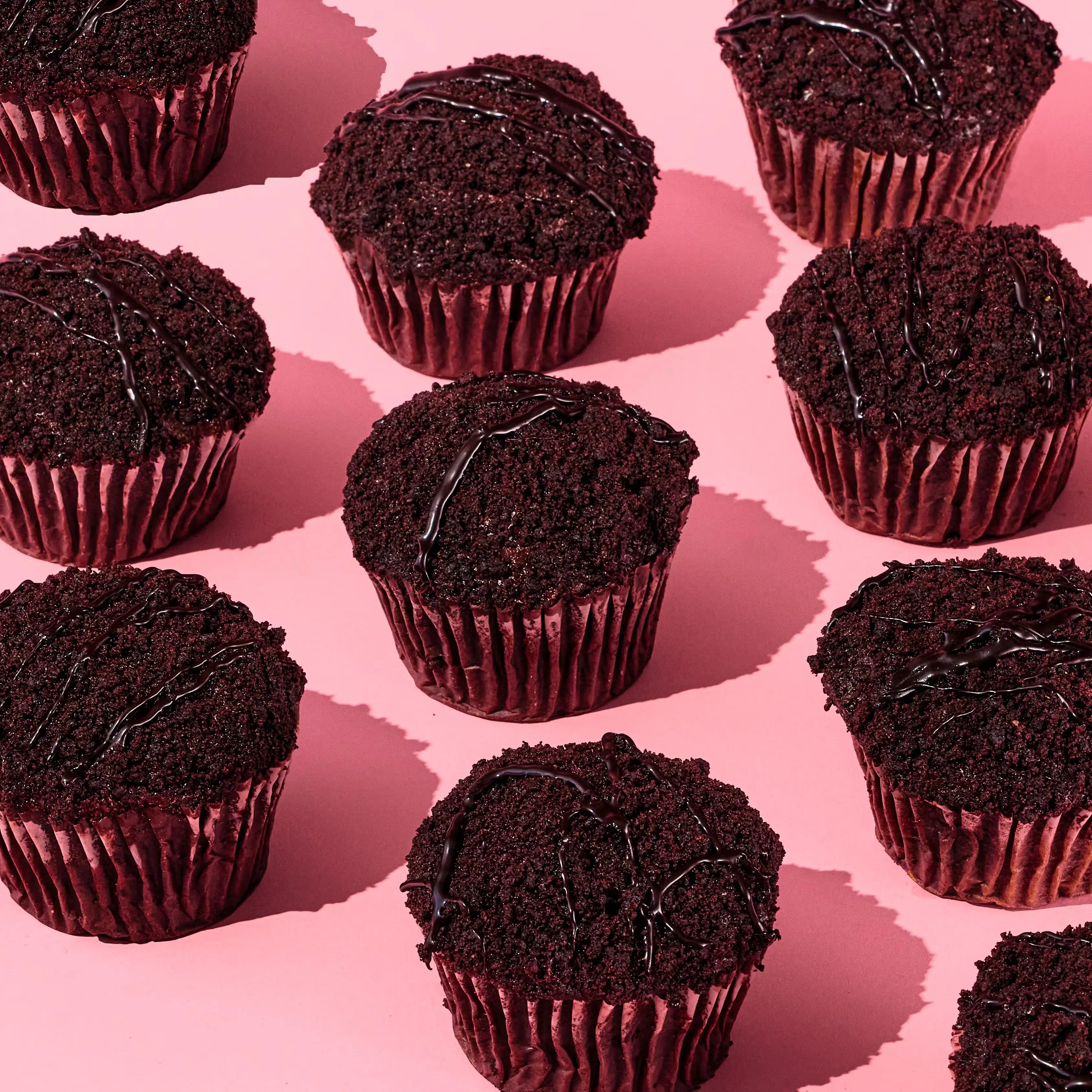 18842-brooklyn-blackout-cupcakes-1.webp