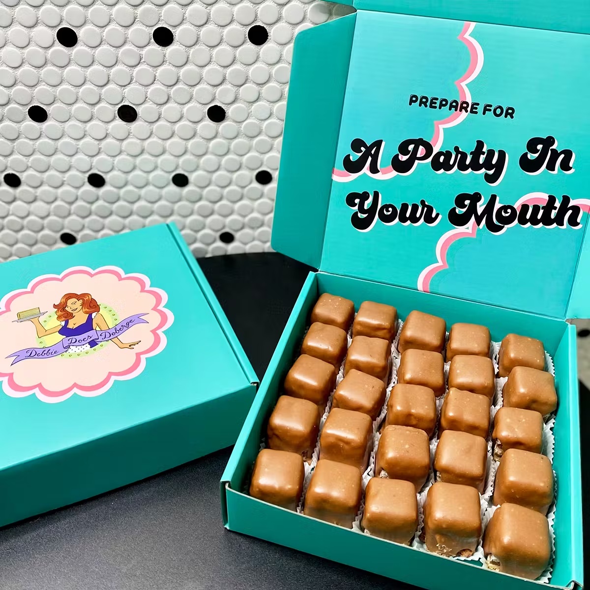 "Dobites" Petit Fours - 50 Pack