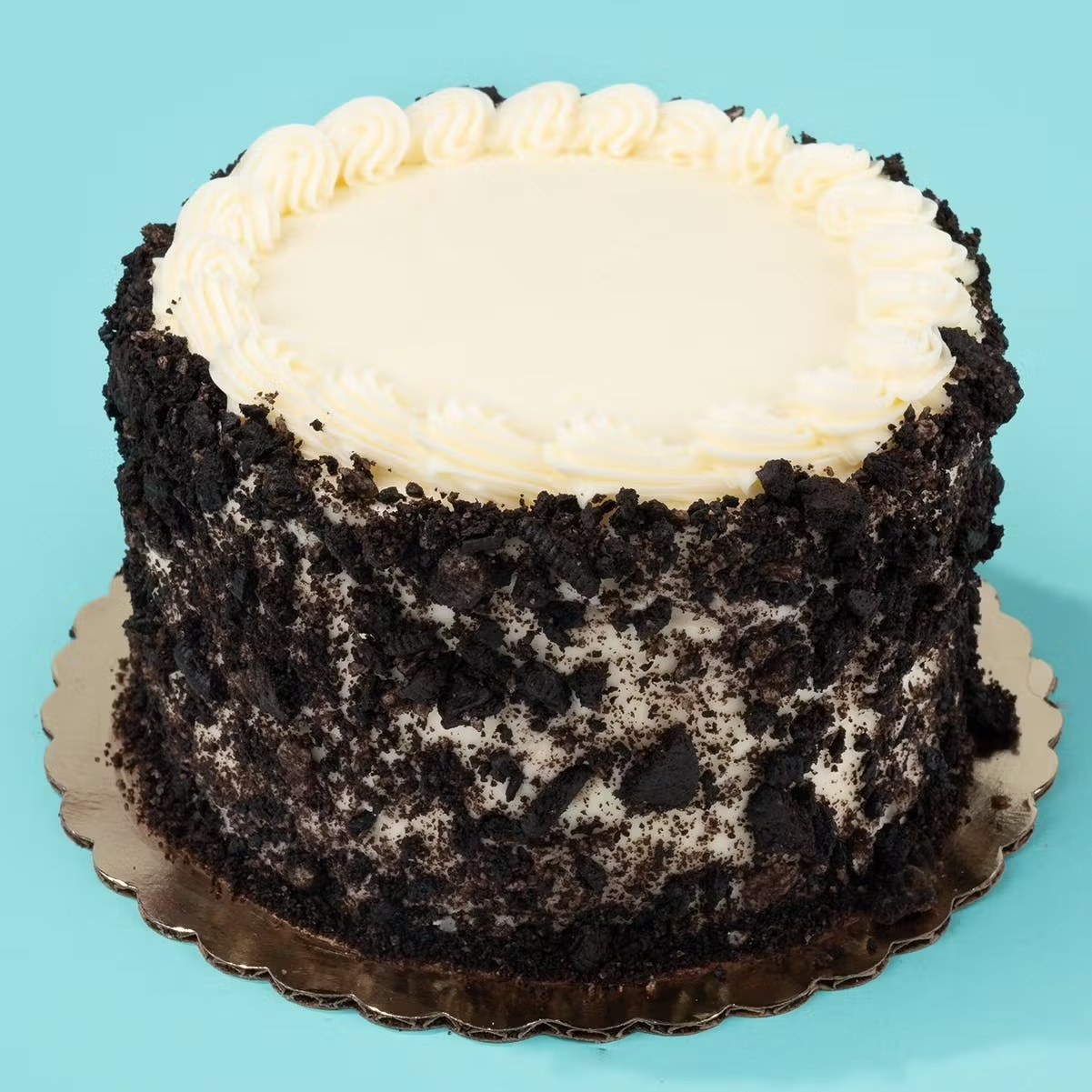 19054-vanilla-cookies-and-cream-cake-8–1.jpg