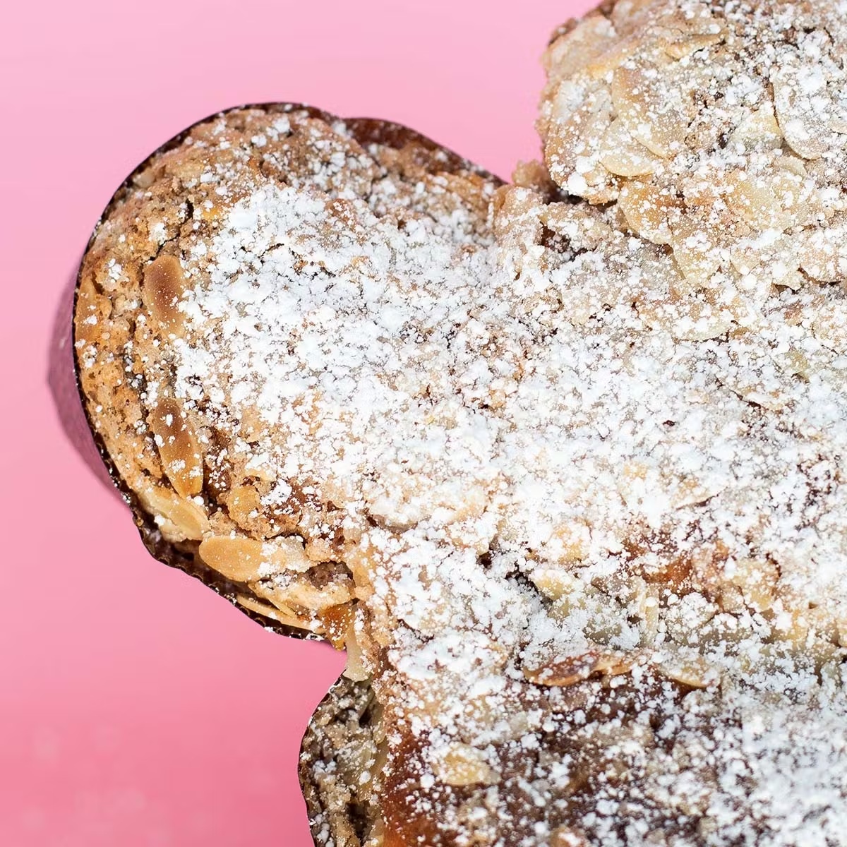19420-traditional-easter-colomba-panettone-1.jpg