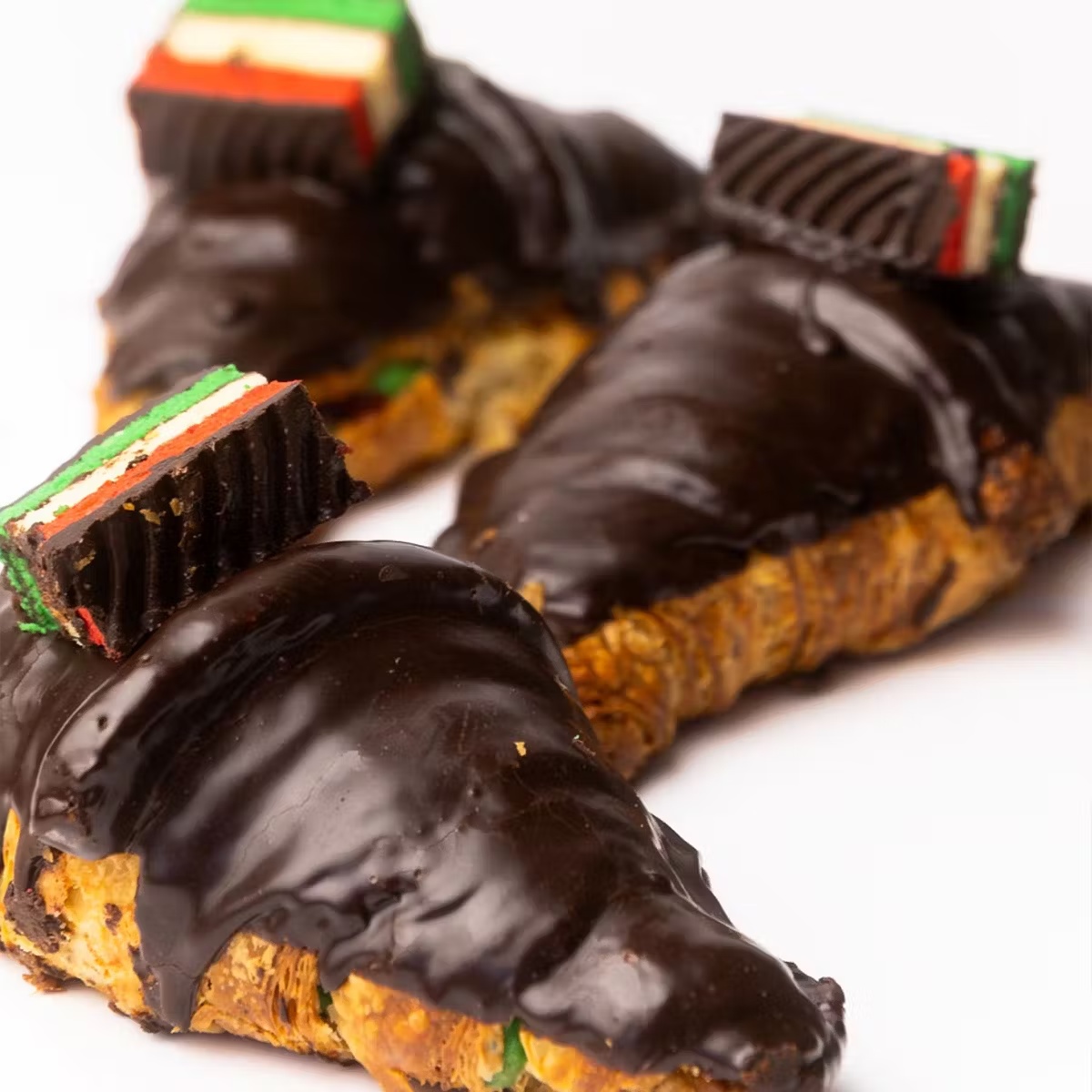 19447-rainbow-cookie-croissant-1.jpg