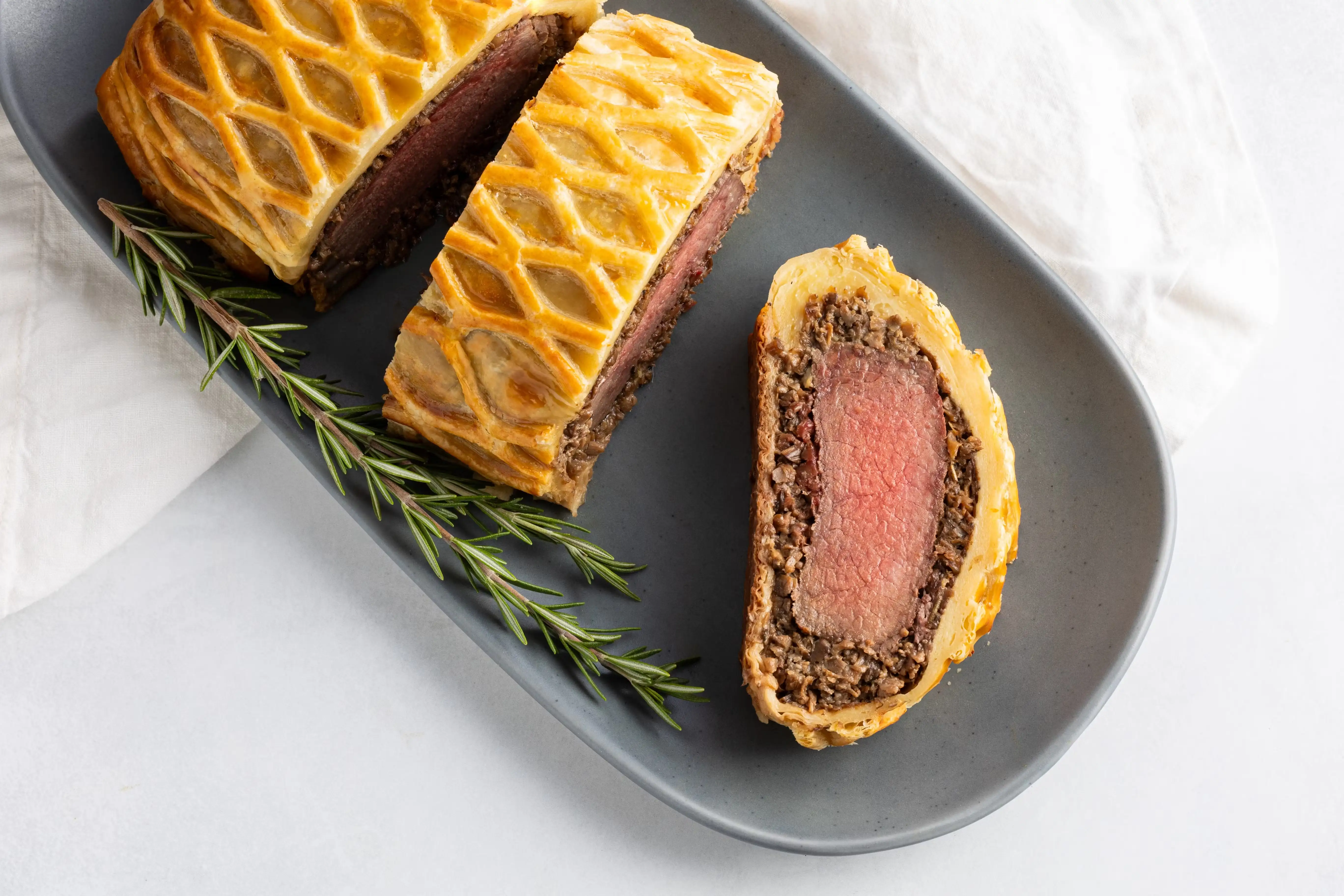 19904-family-size-beef-wellington-1.webp