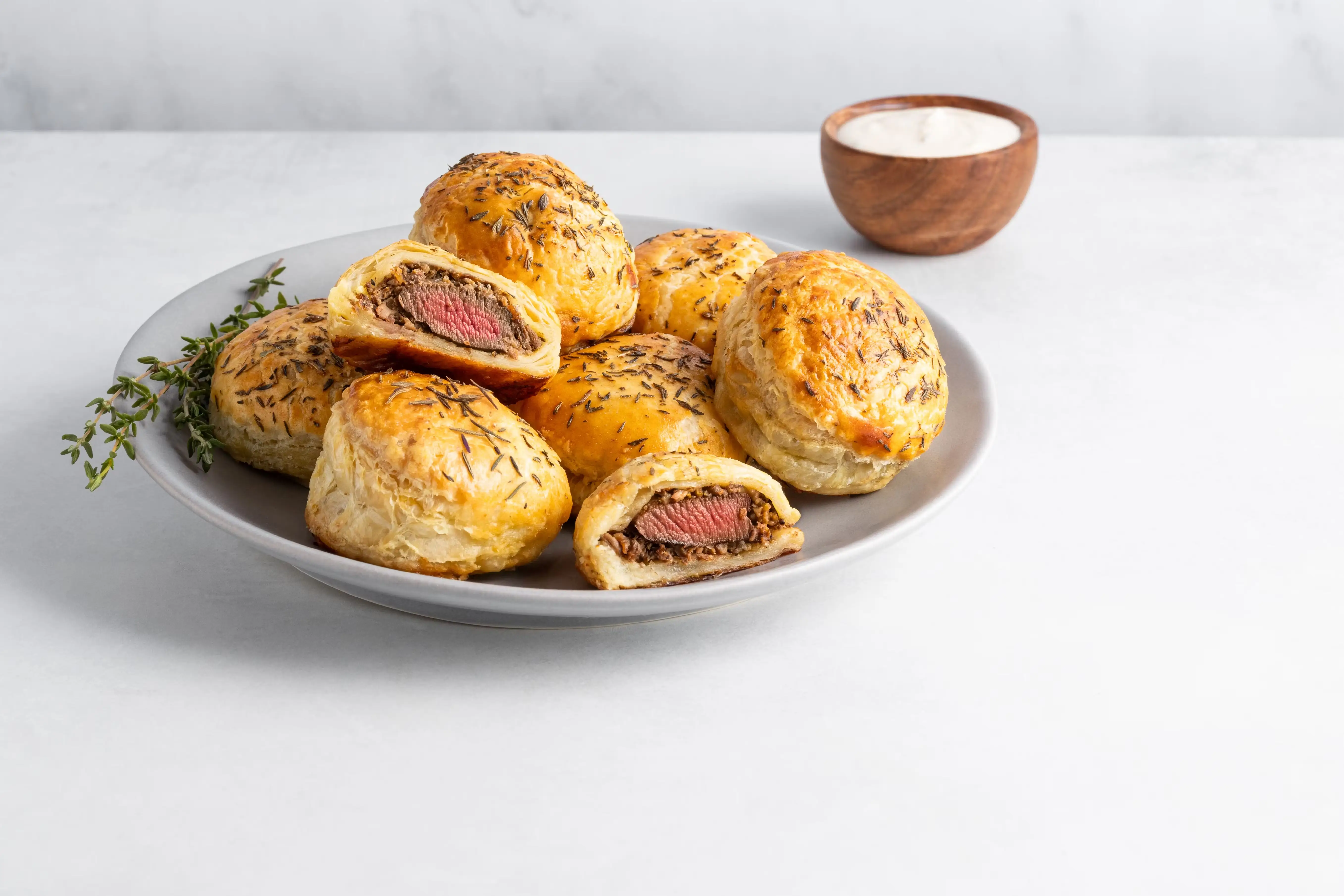 19908-mini-beef-wellington-party-pack-1.webp