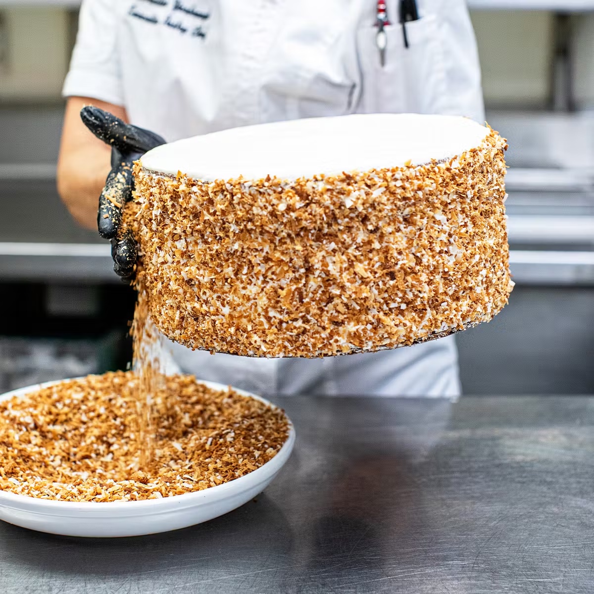 200-ultimate-coconut-cake–1.jpg