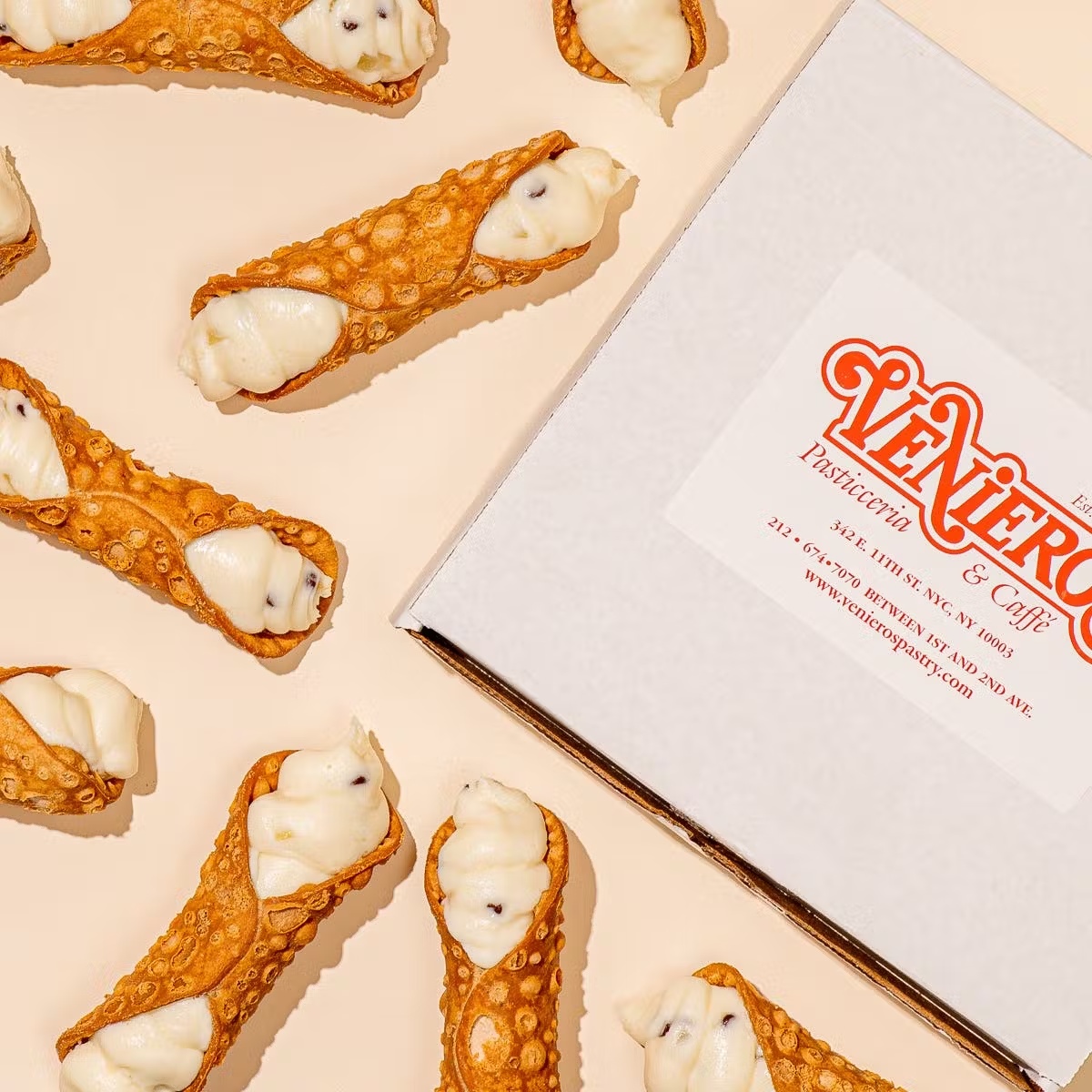 20004-cannoli-kit-6-pack-assorted-cookie-tray-2-lbs-combo-1.jpg