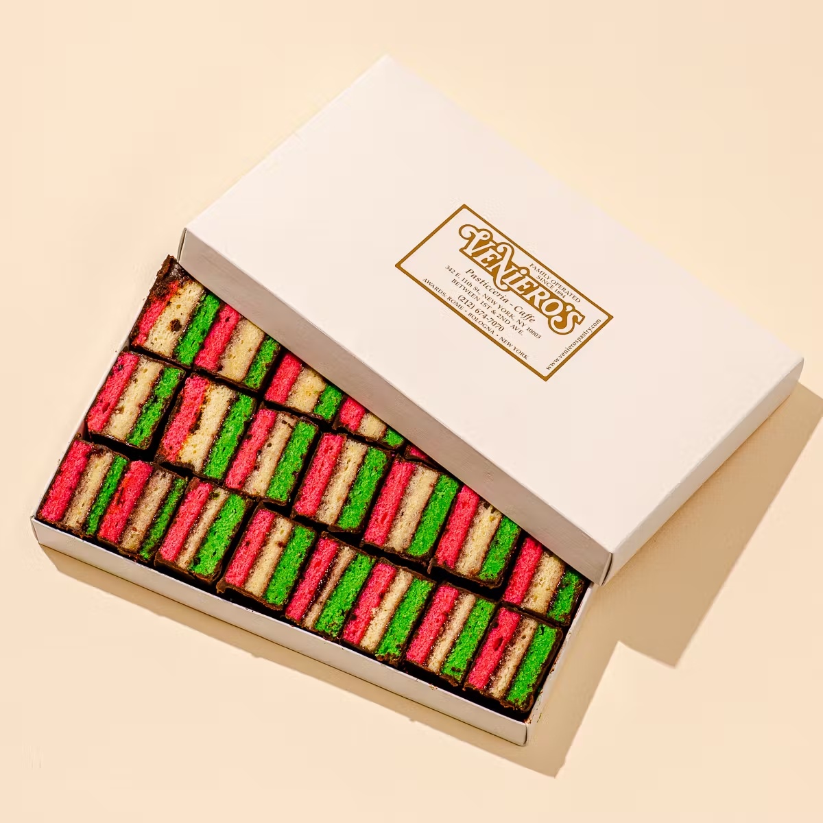 Cannoli Kit (6 Pack) + Rainbow Cookie Box (2 Lbs.) Combo