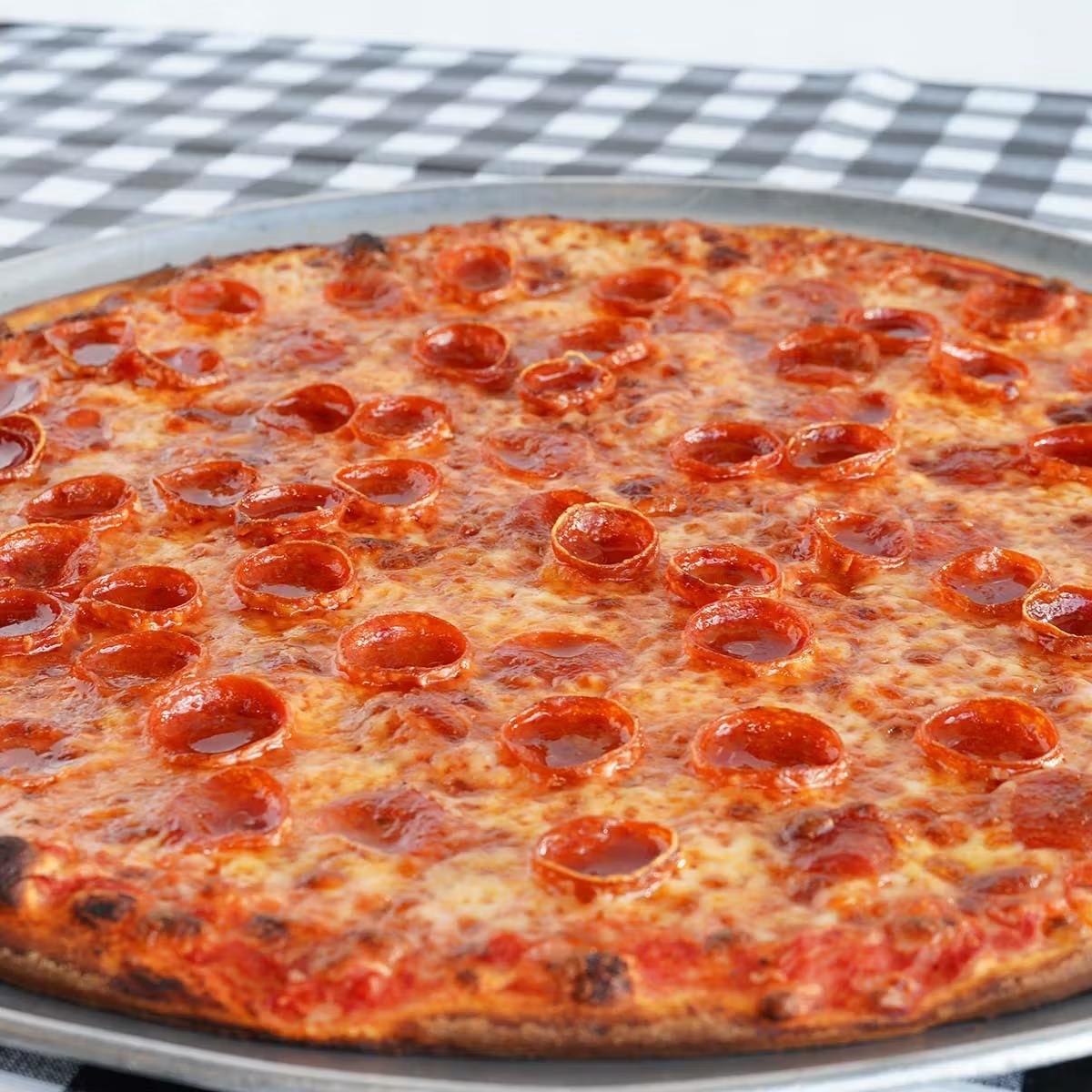 Hot Honey Pepperoni Crunchy Thin Pizza - 4 Pack