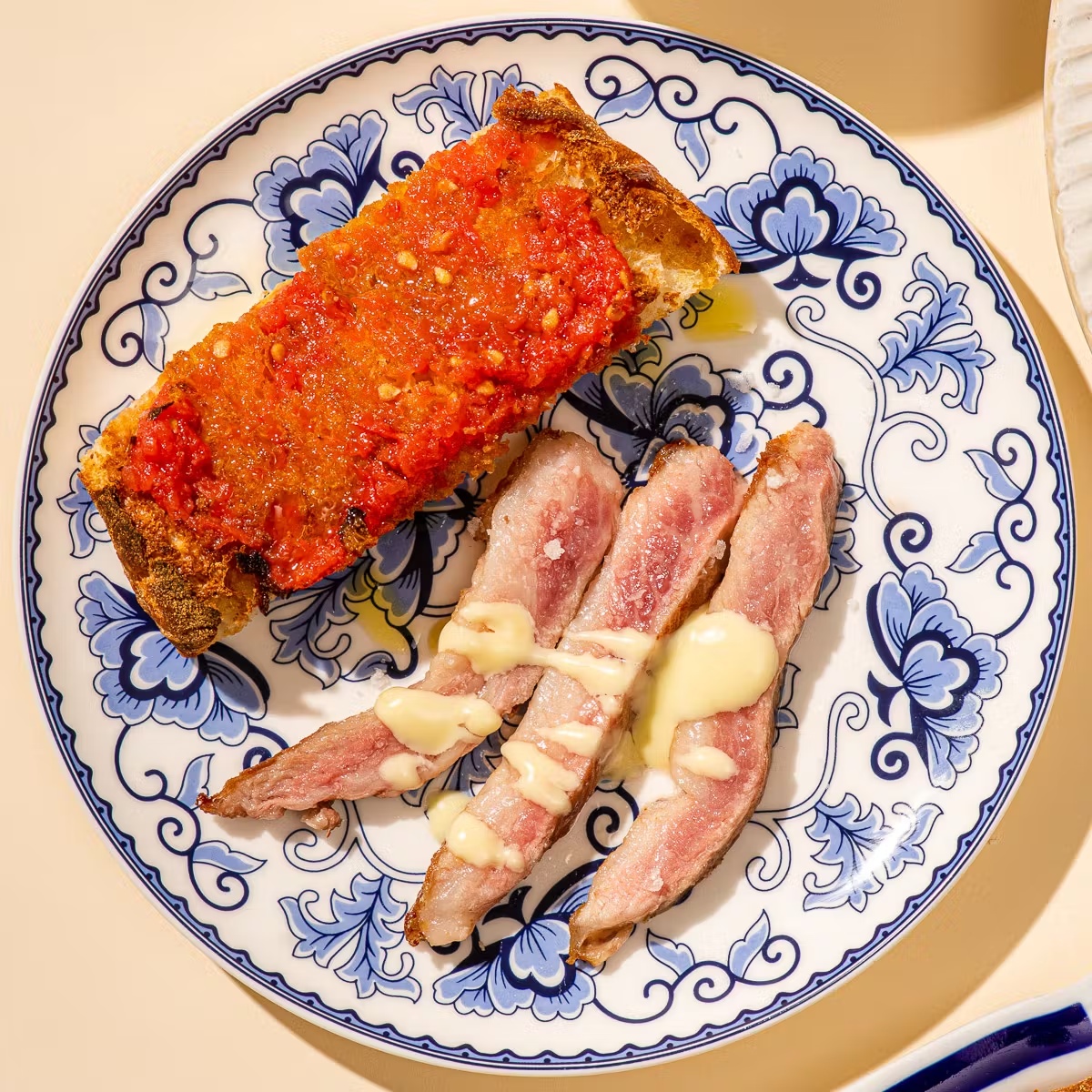 José's âSecretlyâ Perfect Iberico Pork Steak Dinner for 4