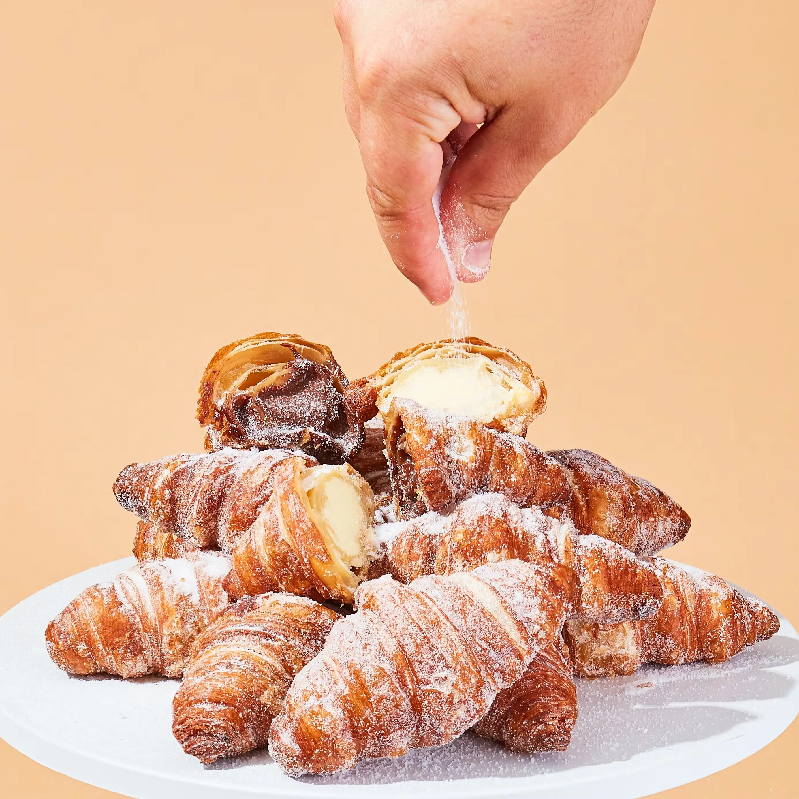 20069–xuxos-cream-filled-croissant-12-pack-1.webp