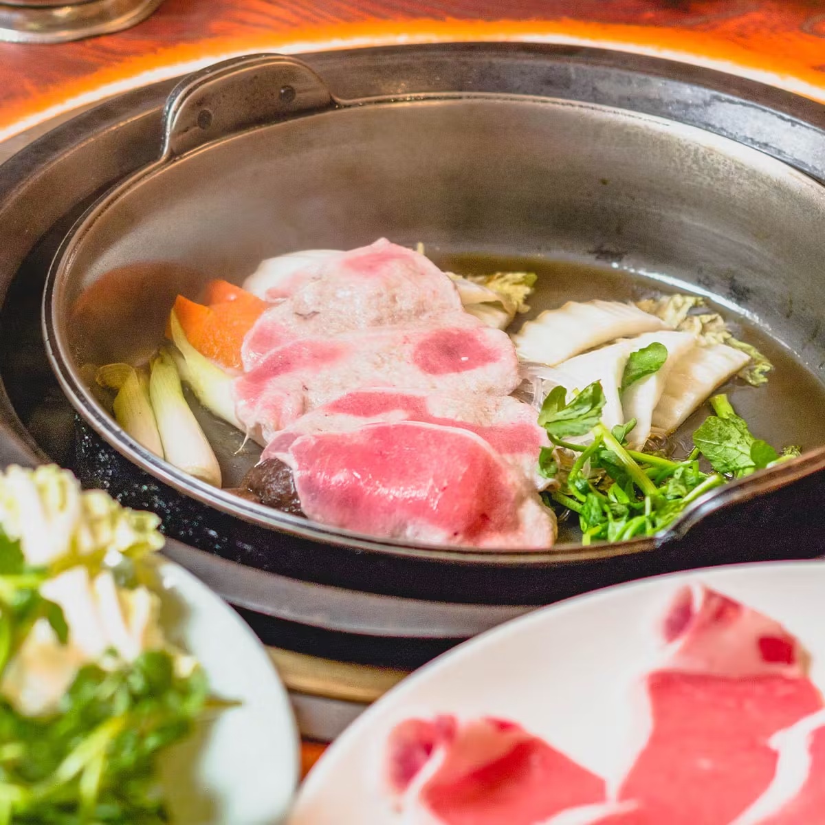 20081-berkshire-pork-sukiyaki-kit-for-4-1.jpg