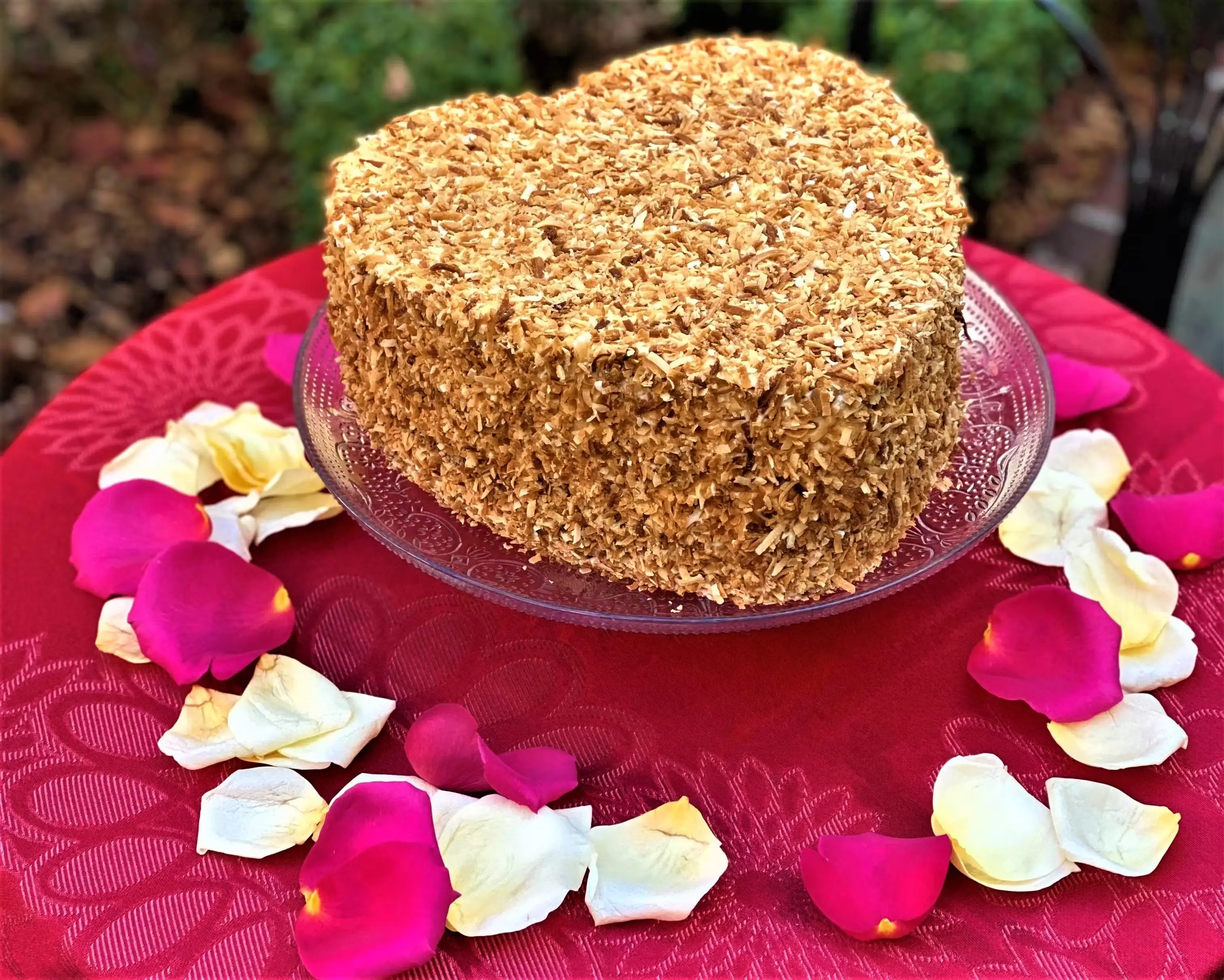 201-cupid-s-coconut-decadence-cake-1.webp