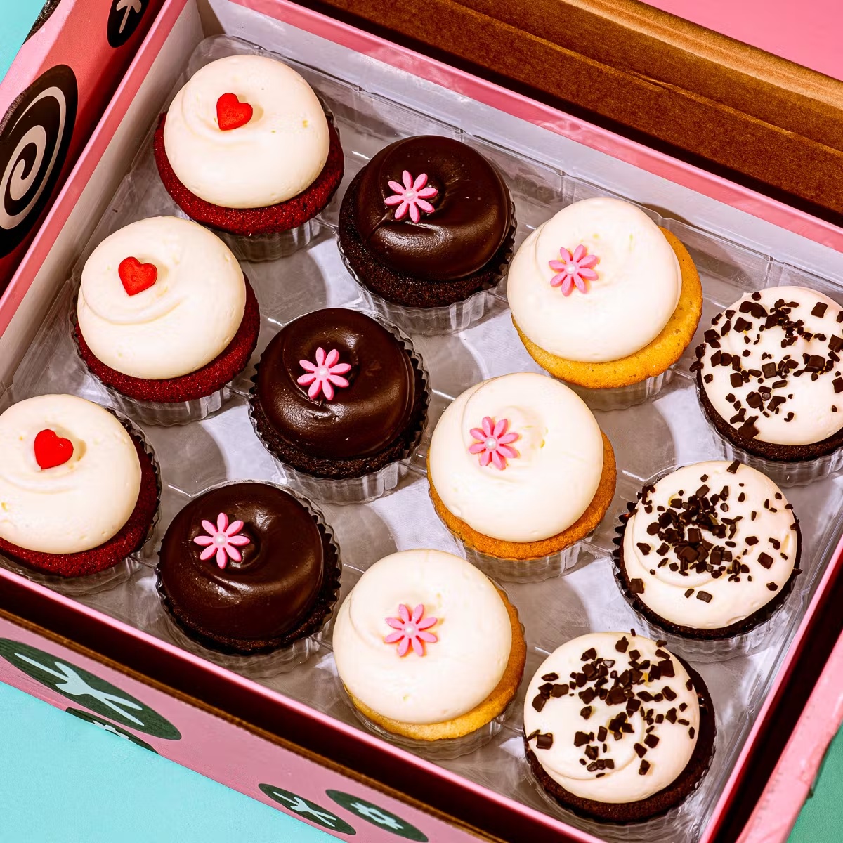 Classic Cupcake Dozen