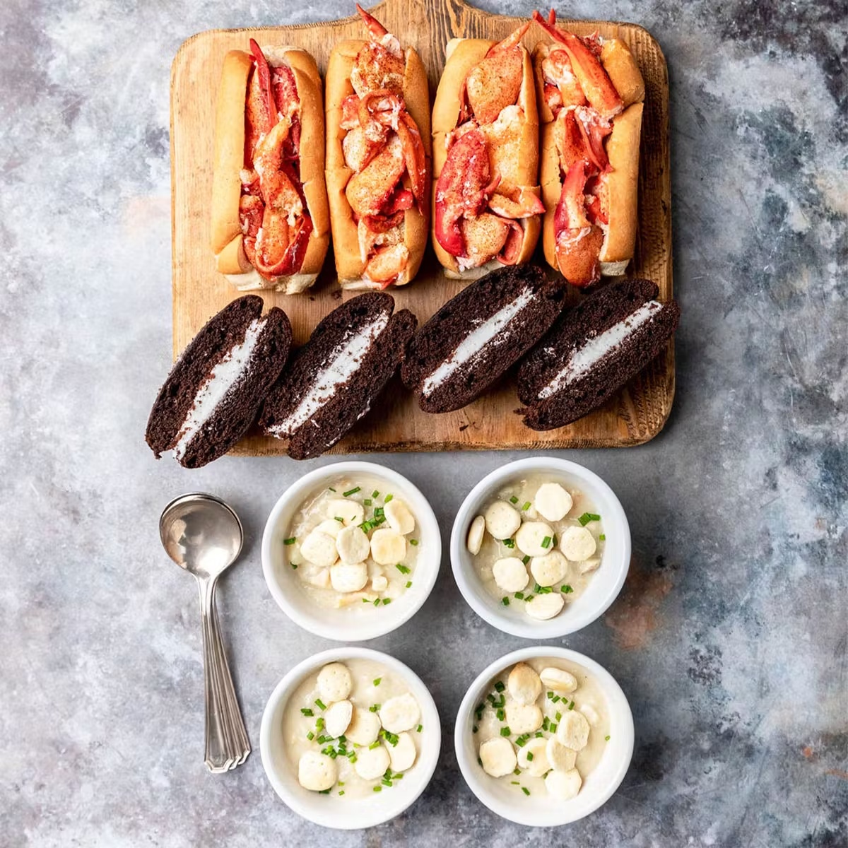 20480-lobster-roll-clam-chowder-dinner-kit-for-4-frozen–1.jpg