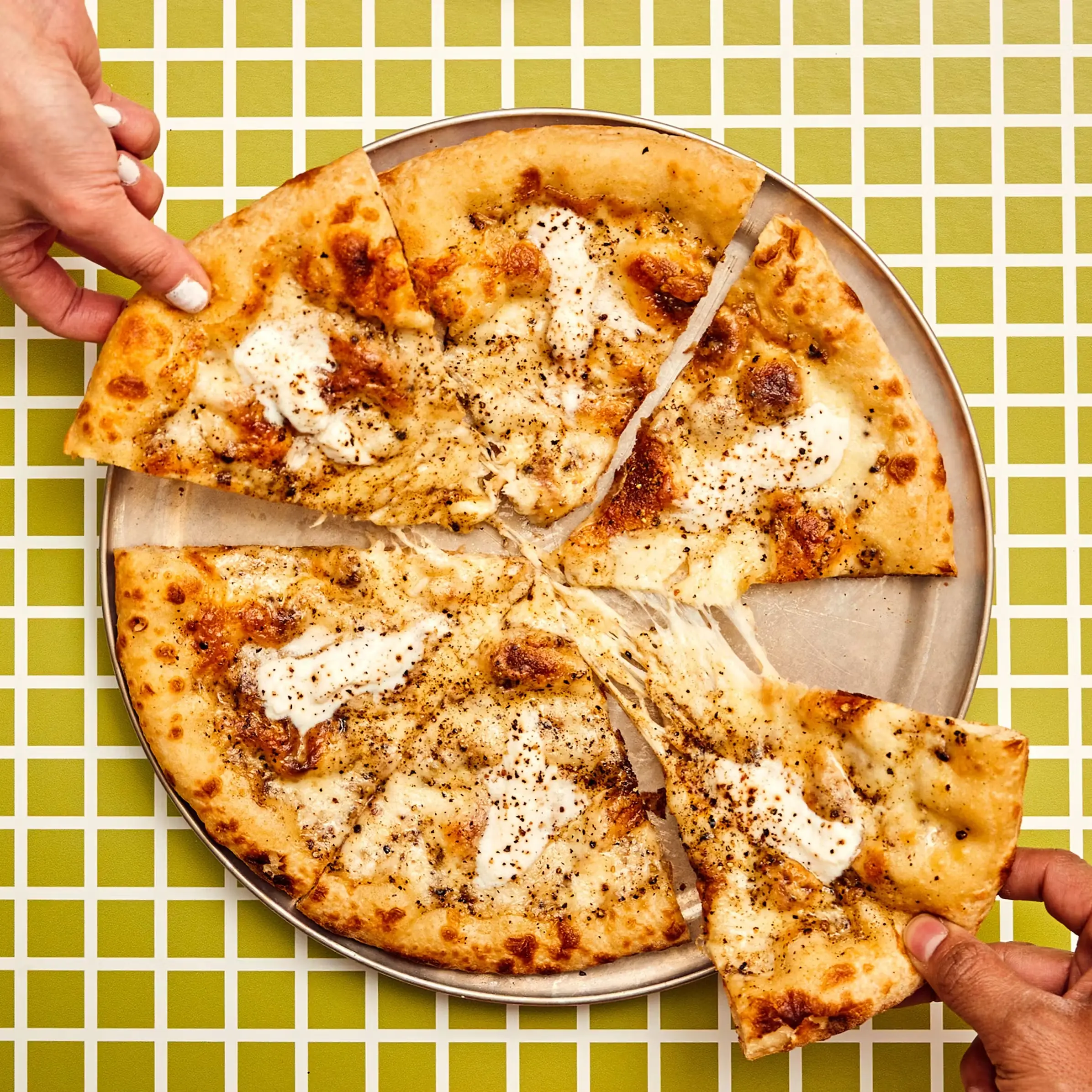 Cacio e Pepe Neapolitan Pizza - 4 Pack