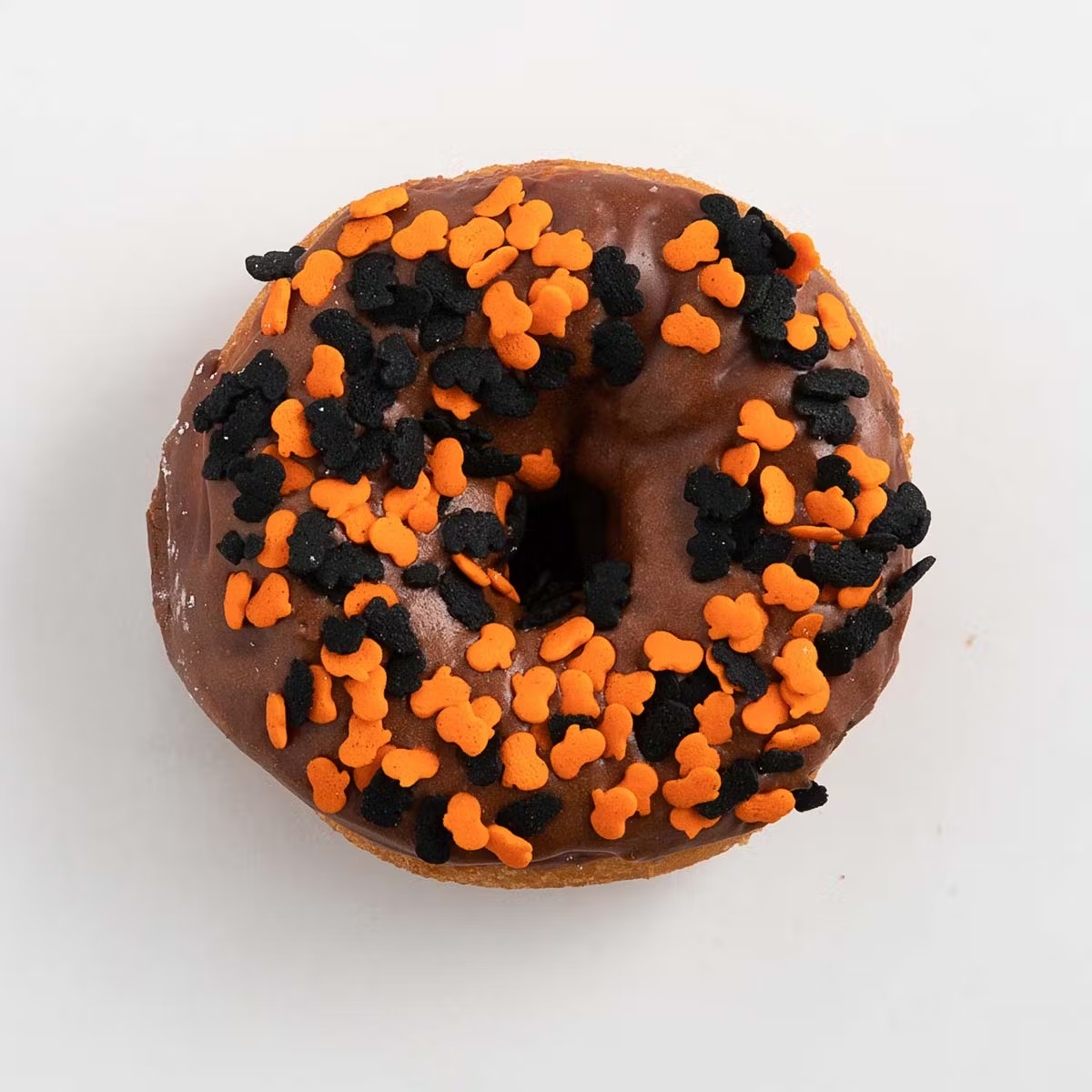 20825-halloween-cake-donuts-1.jpg