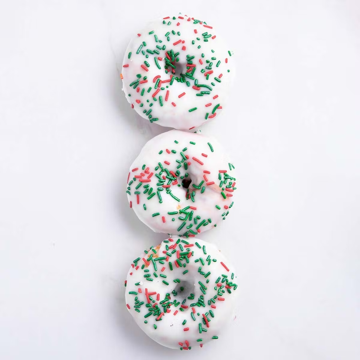 20831-christmas-cake-donuts-1.jpg