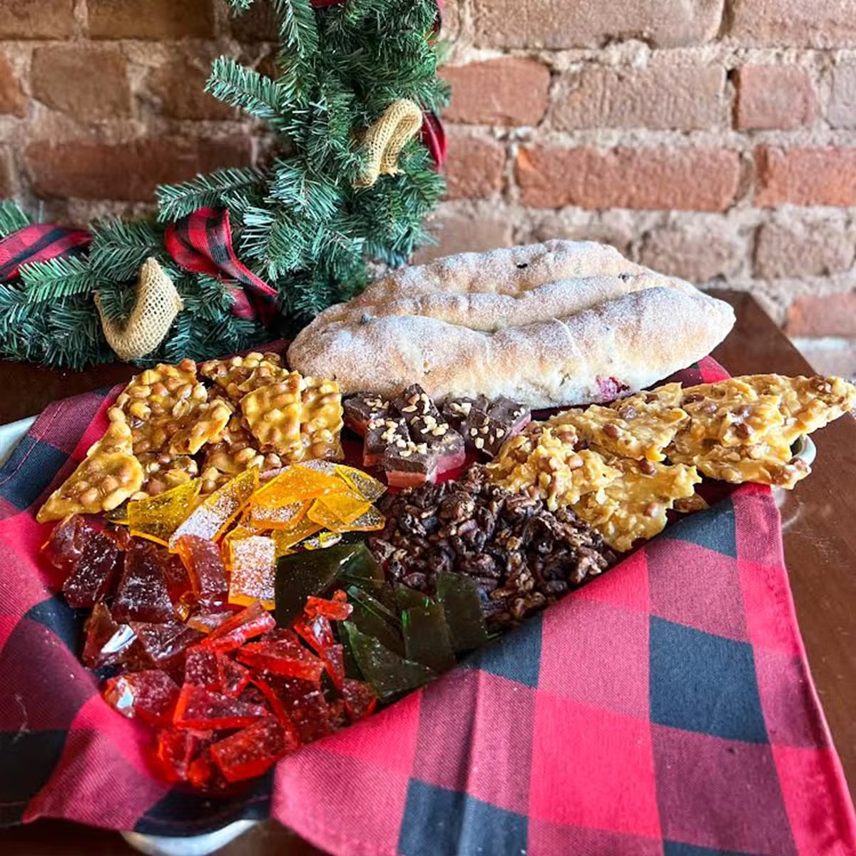 Holiday Bakery + Candy Box for 6