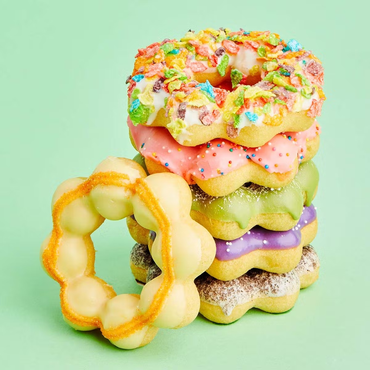 21092-mochi-donut-sampler-12-pack-1.webp