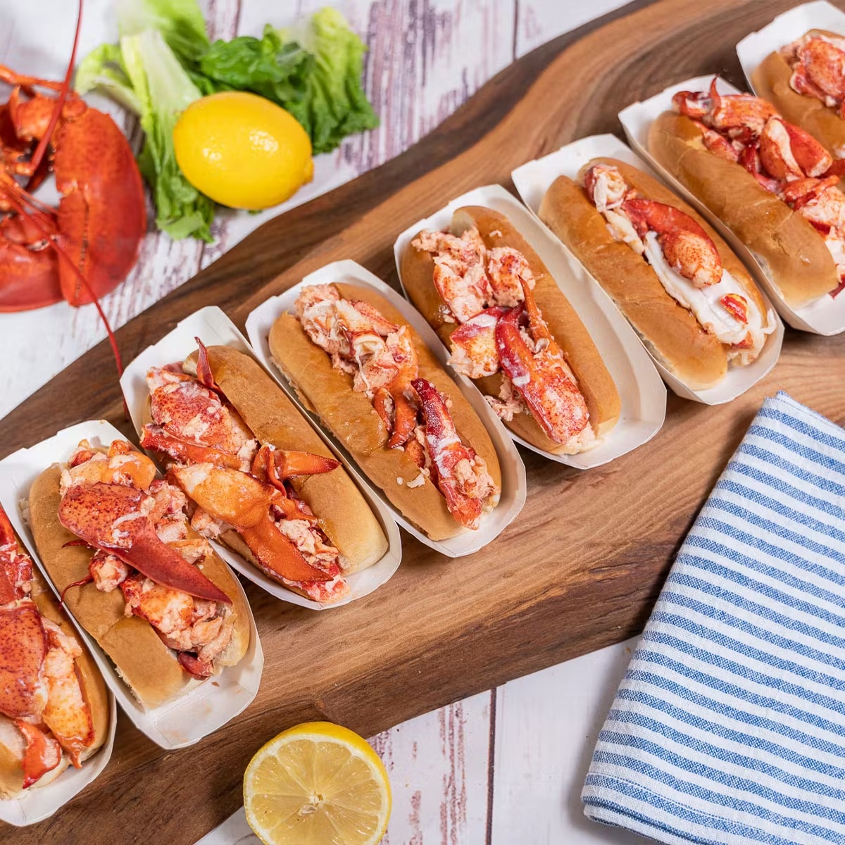 21147-lobster-roll-kit-8-pack-frozen–1.jpg