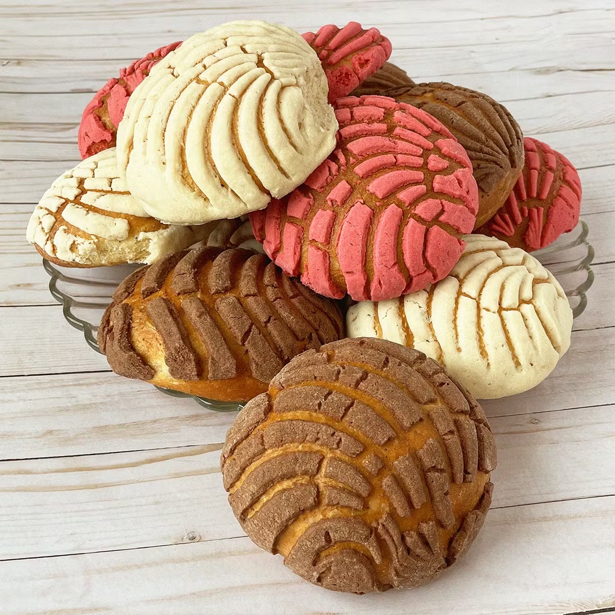 "Concha" Sweet Bread Sampler - 12 Pack