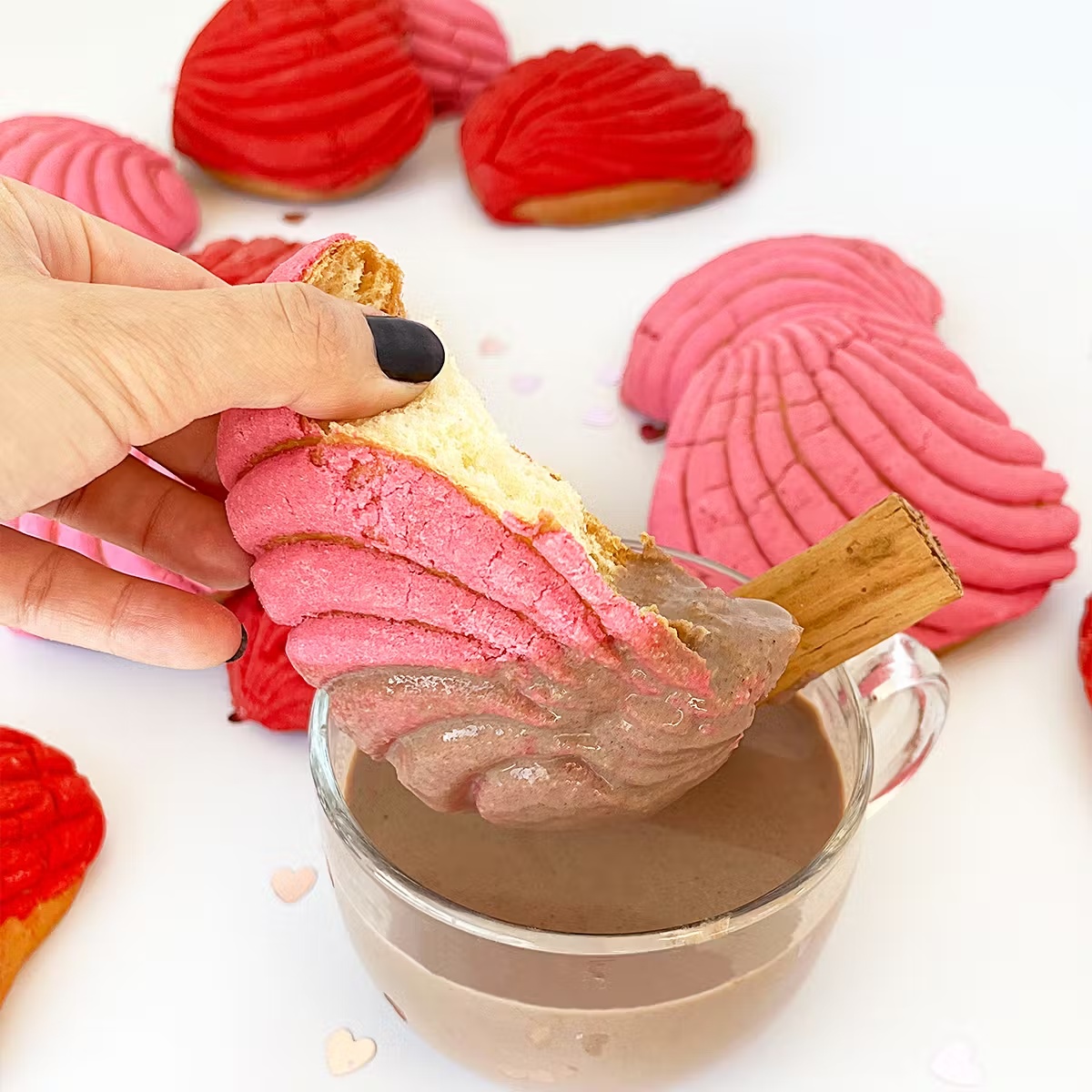 21204-heart-concha-sweet-bread-12-pack-1.jpg