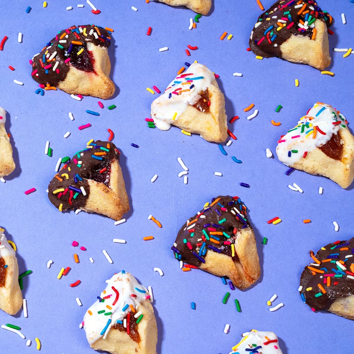 21497-assorted-hamantaschen-gift-tin-1.jpg