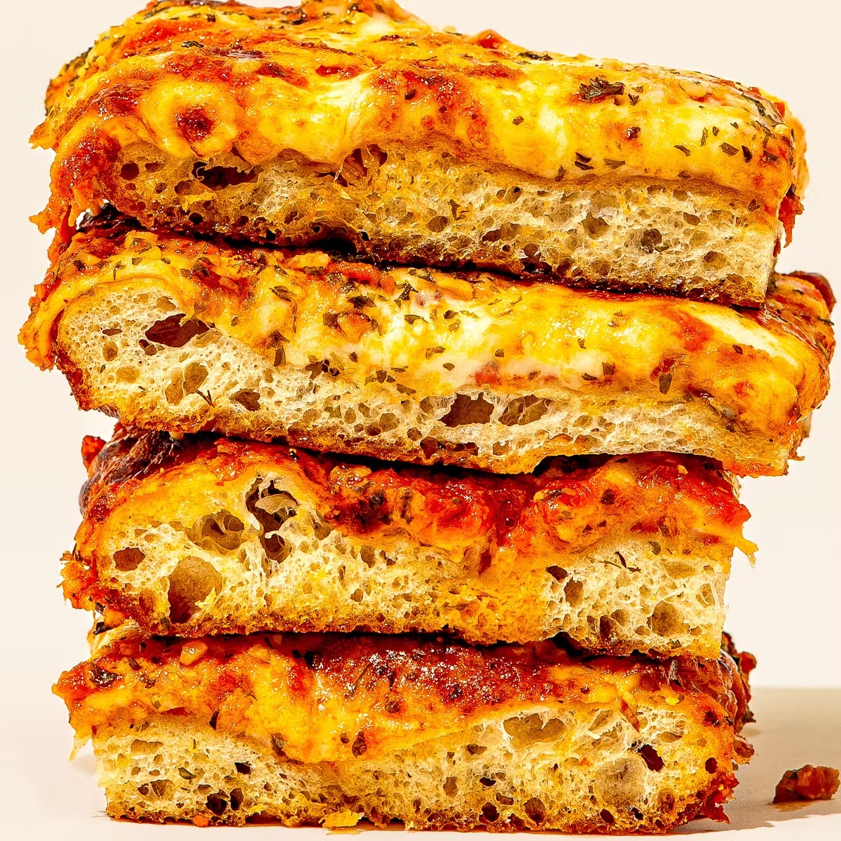 21503-garlic-butter-sicilian-style-pizza-2-pack-1.jpg