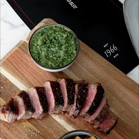 21687-signature-sirloin-steak-dinner-kit-for-2-4-1.jpg