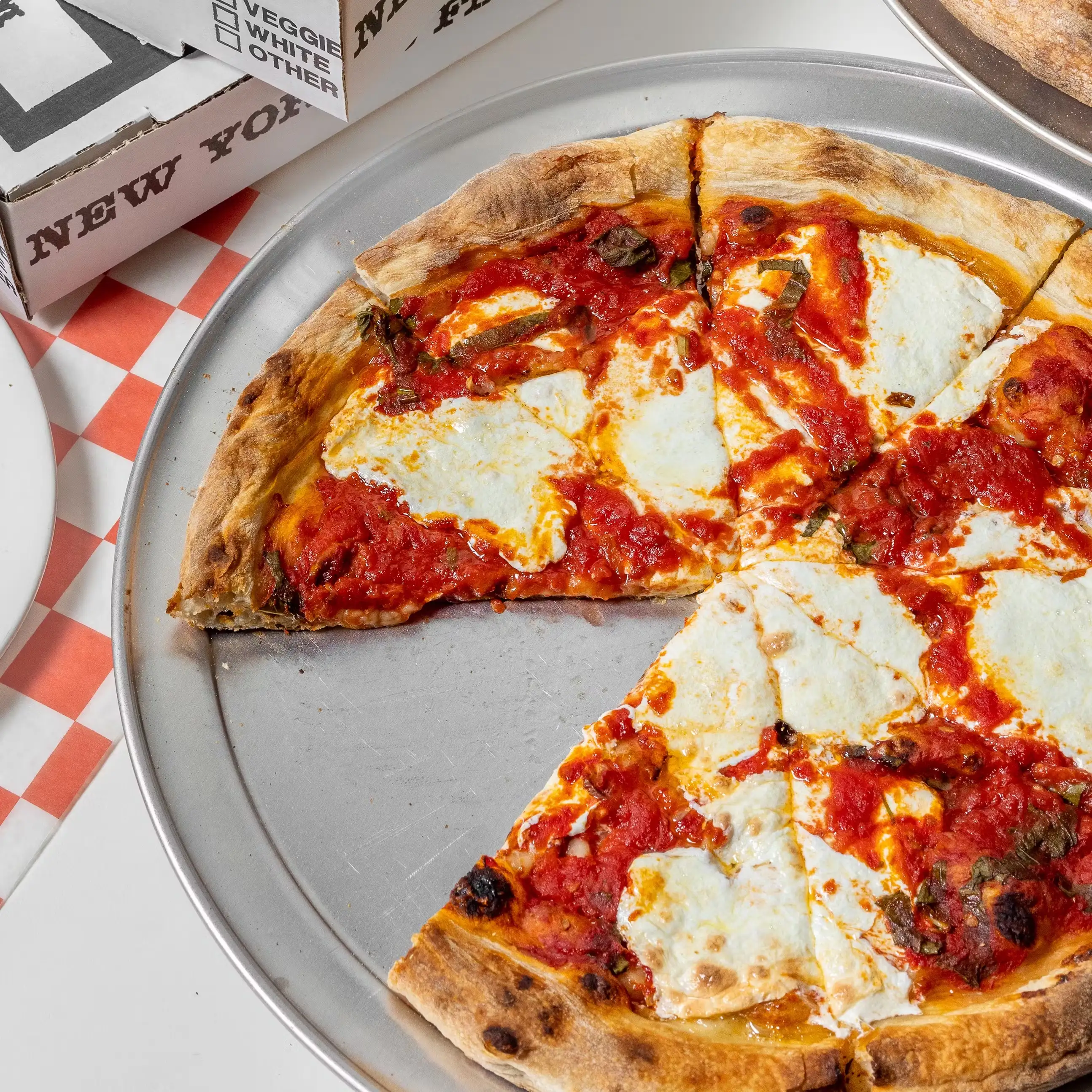 21736-new-york-style-margherita-pizza-2-pack-1.webp
