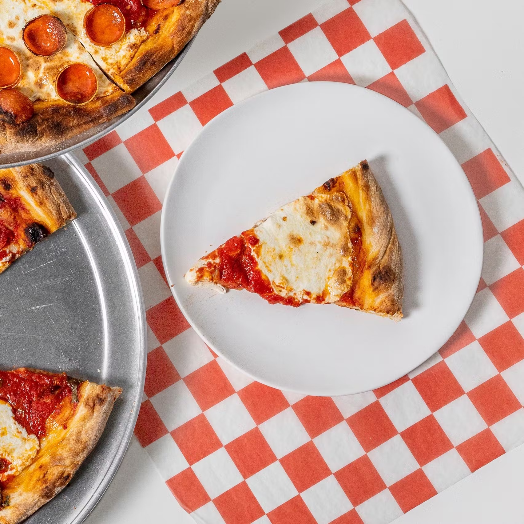 21736-new-york-style-margherita-pizza-2-pack-1.webp